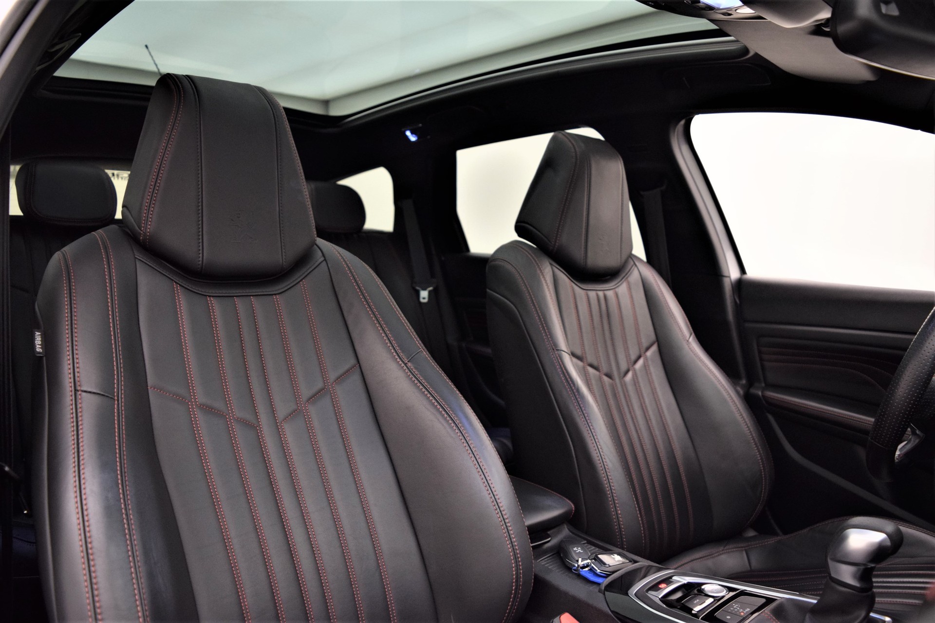 PEUGEOT 308 SW 2.0 BlueHDI GT-image-12