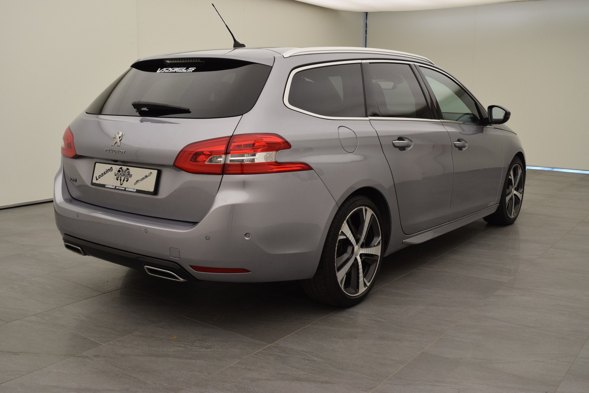 PEUGEOT 308 SW 2.0 BlueHDI GT-image-3