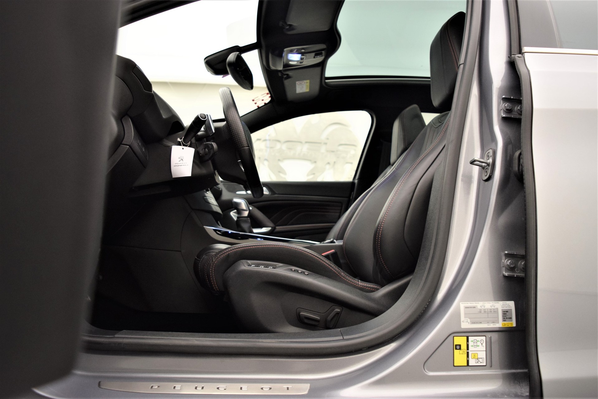PEUGEOT 308 SW 2.0 BlueHDI GT-image-6