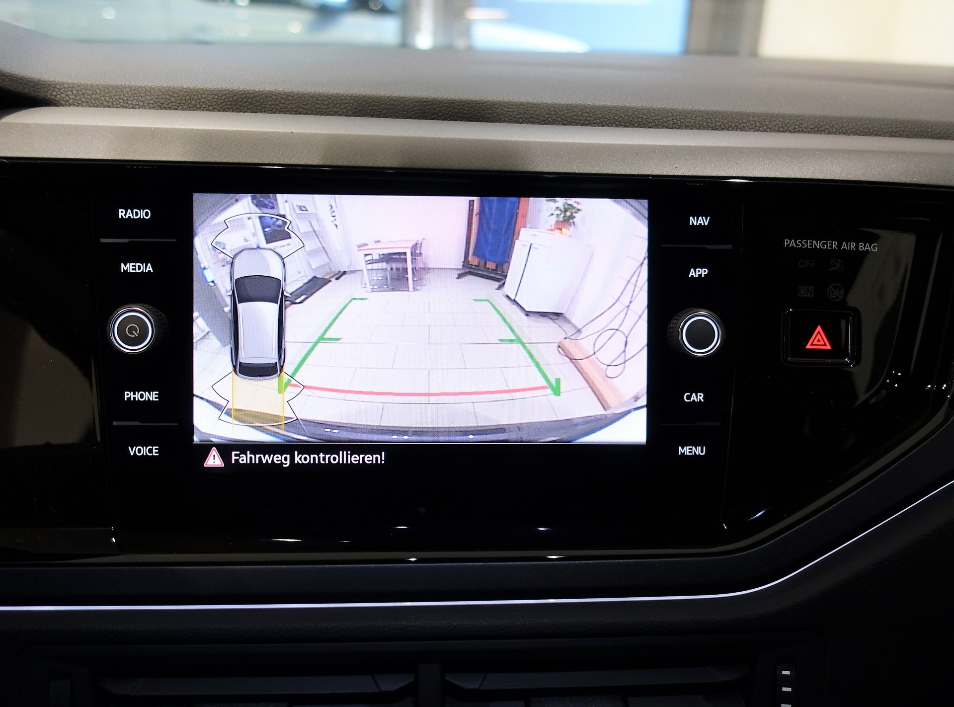VW Taigo 1.5 TSI R-Line DSG-image-6