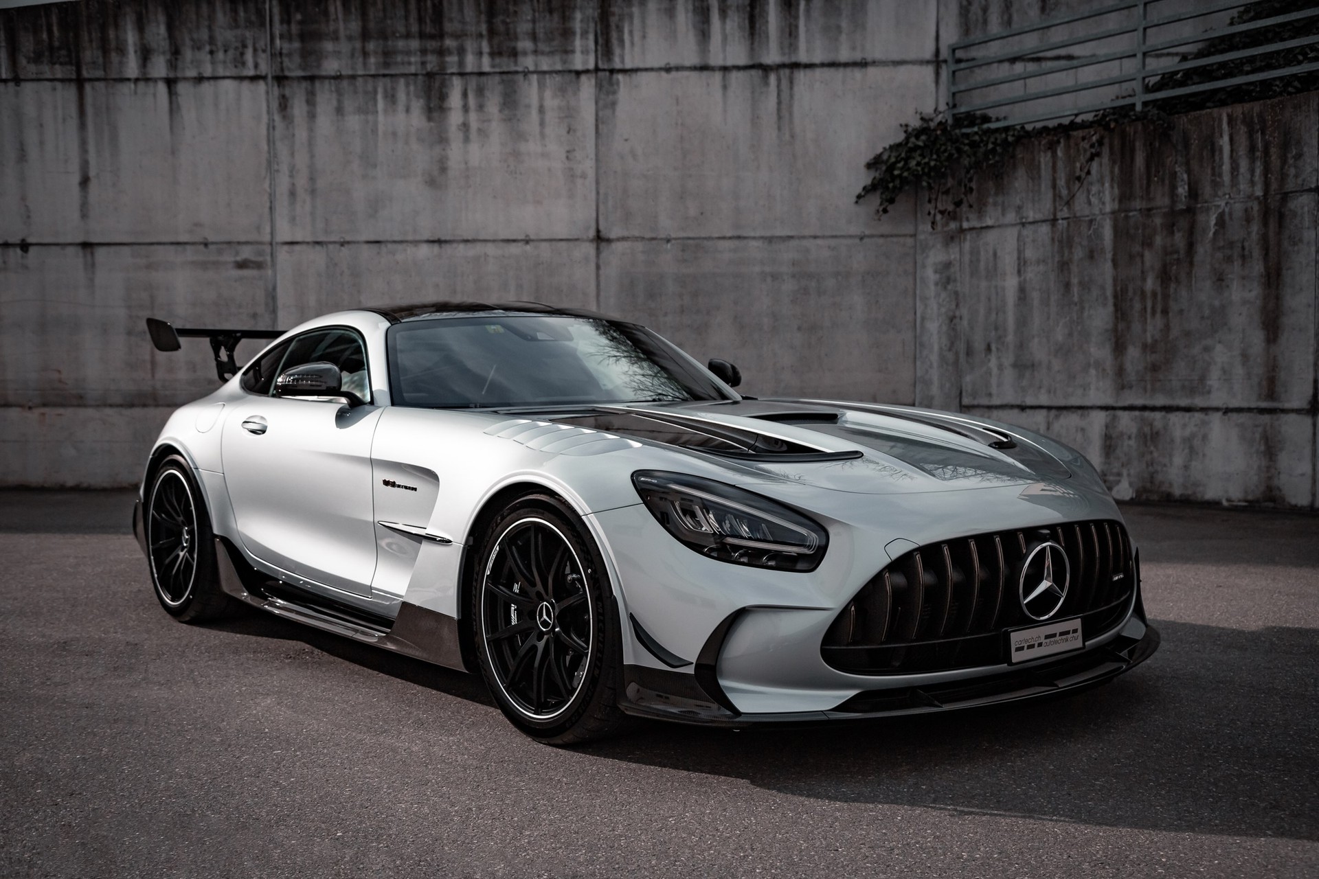 MERCEDES-BENZ AMG GT Black Series-image-13