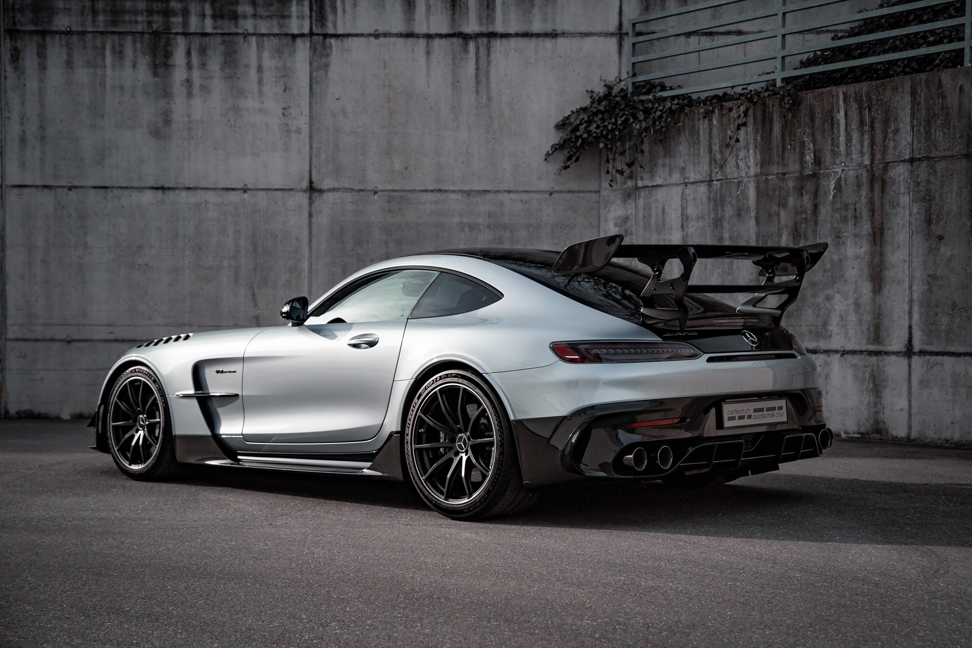 MERCEDES-BENZ AMG GT Black Series-image-6