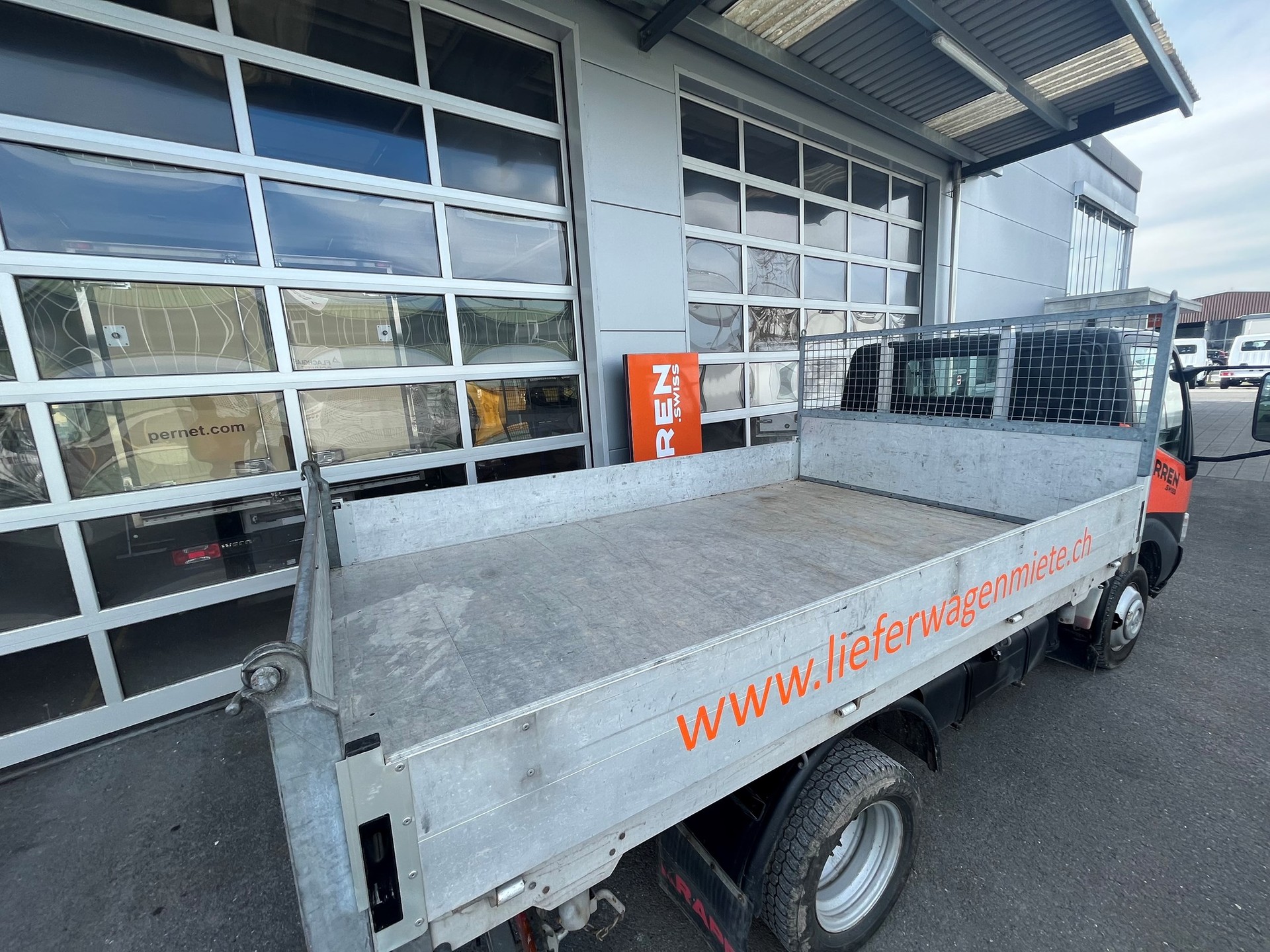 TOYOTA Dyna 150 2.5D-4D-image-2
