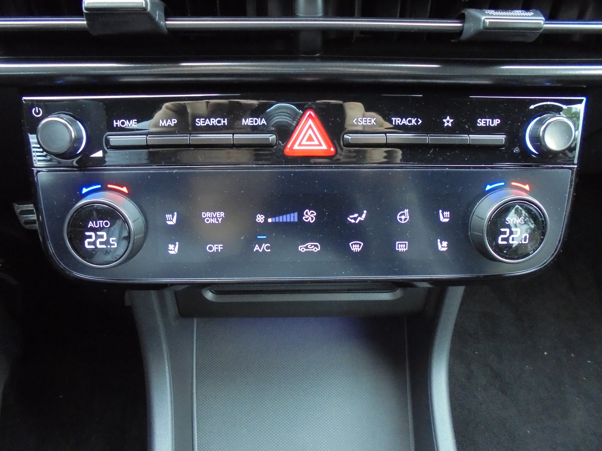 HYUNDAI Tucson 1.6 TGDI HEV N Line LUX pack 4WD-image-8