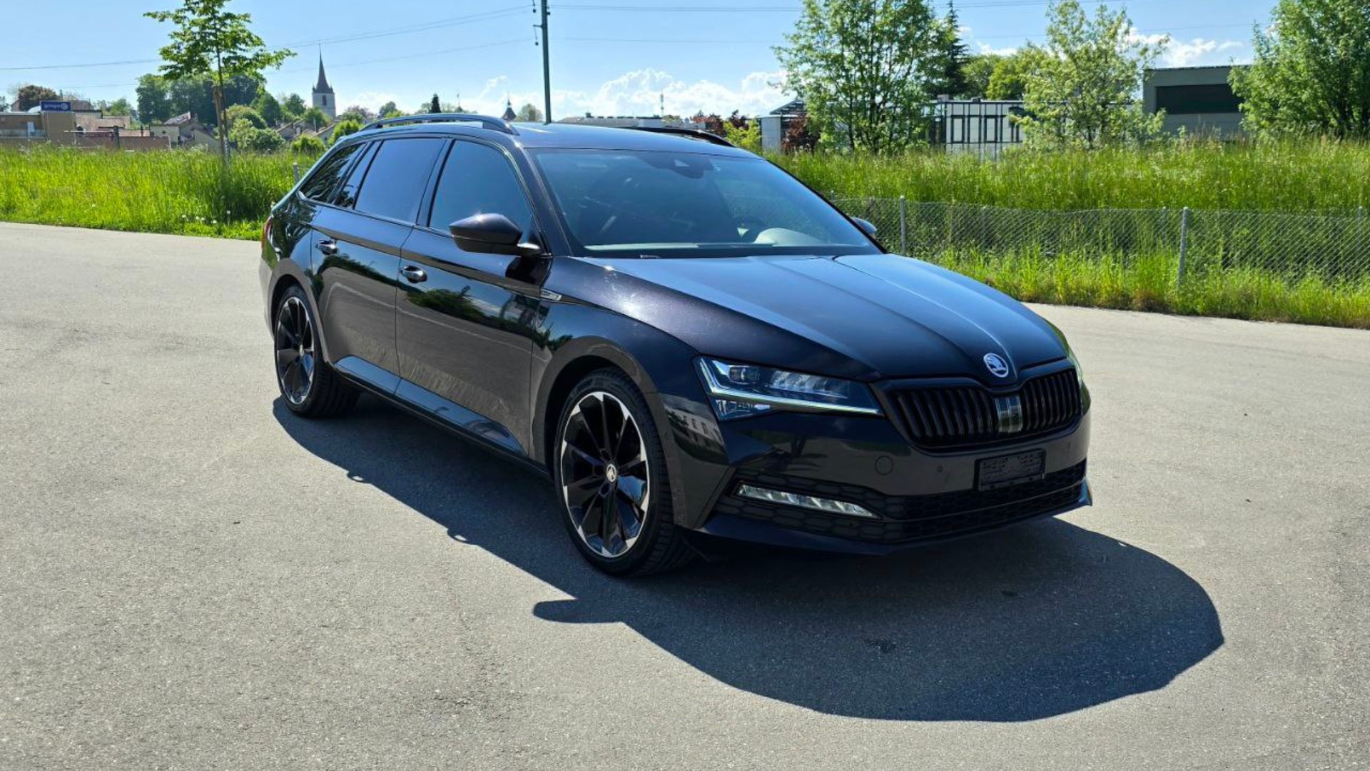 SKODA Superb Combi 2.0 TSI SportLine Plus 4x4 DSG-image-0