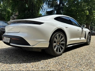 PORSCHE Taycan Turbo-image-1