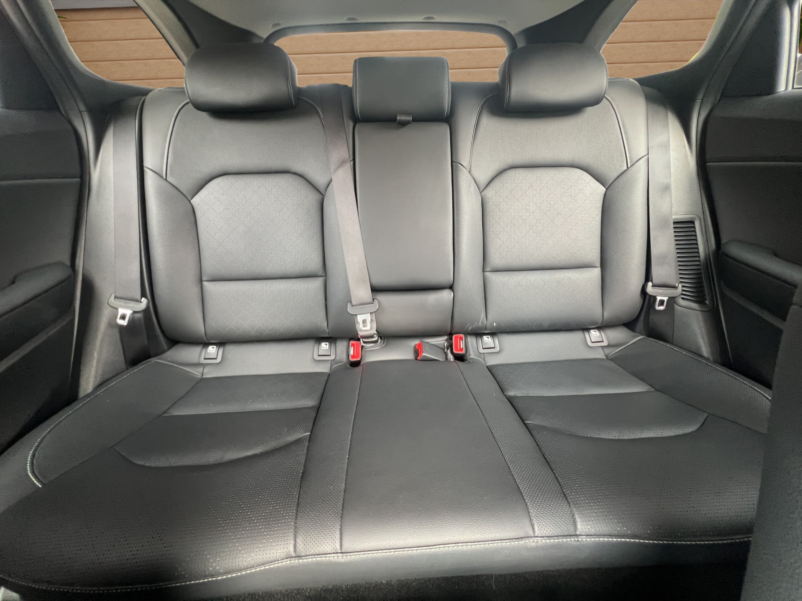 KIA Ceed SW1.6 GDi PHEV Style-image-12