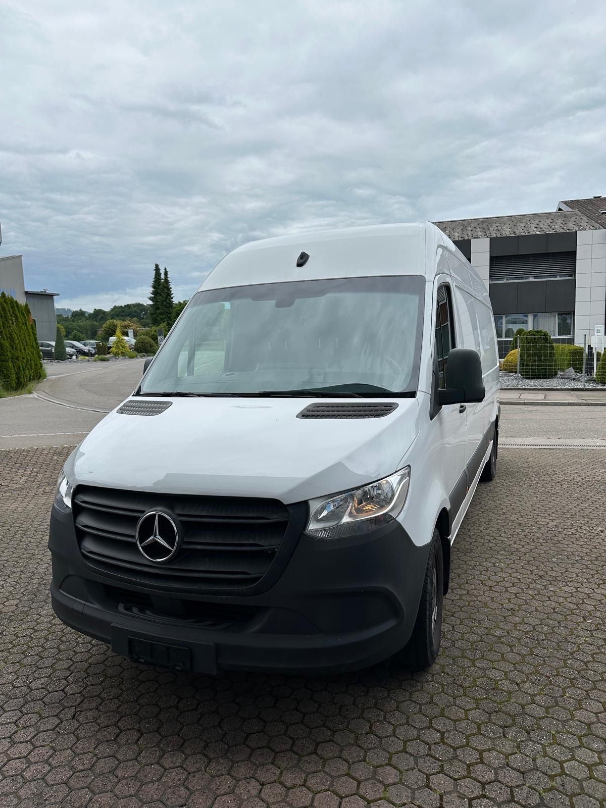 MERCEDES-BENZ 316 CDI-image-2