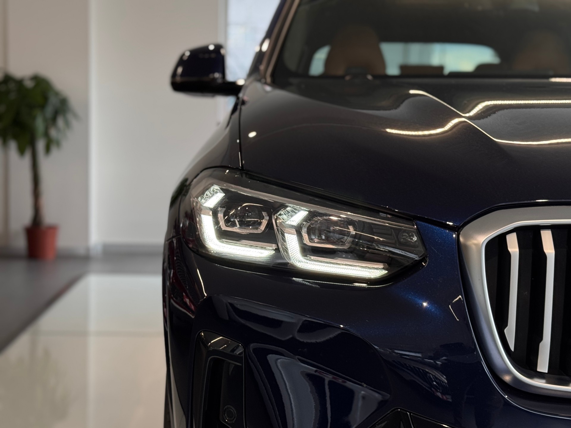 BMW X3 xDrive 30e M Sport-image-2