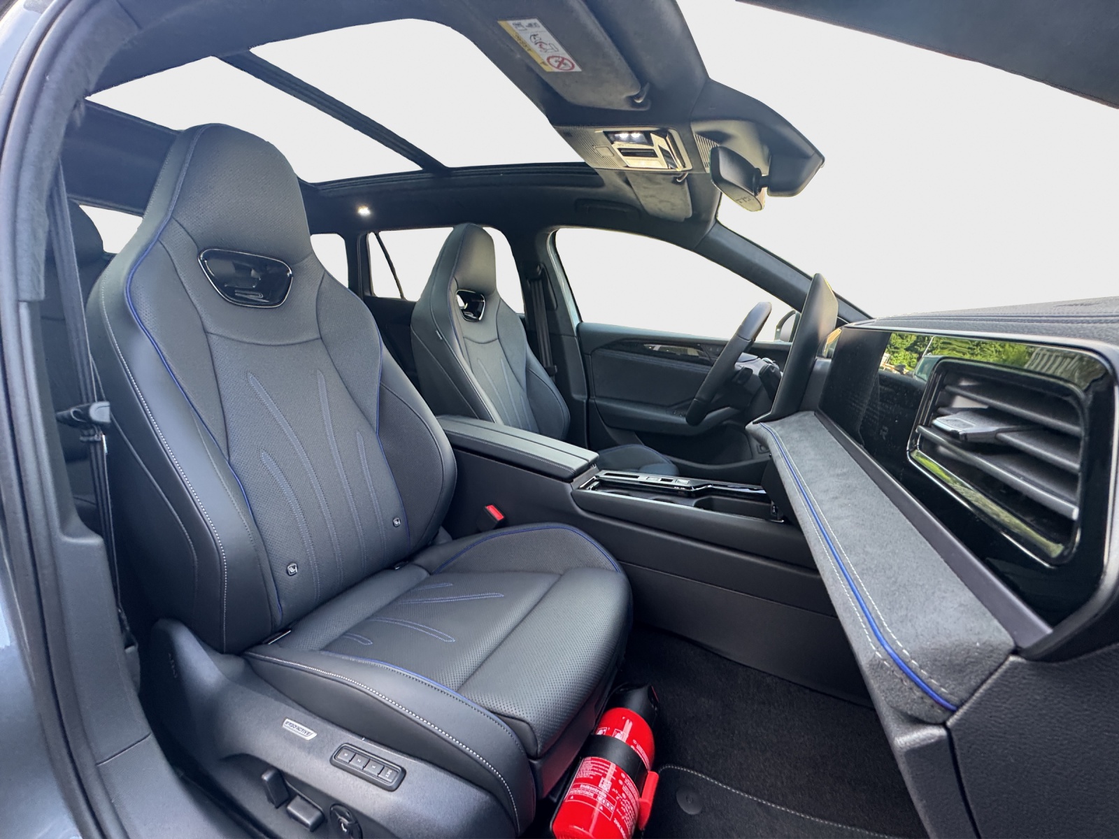VW Passat Variant 2.0 TSI evo4 R-Line 4 Motion DSG-image-9