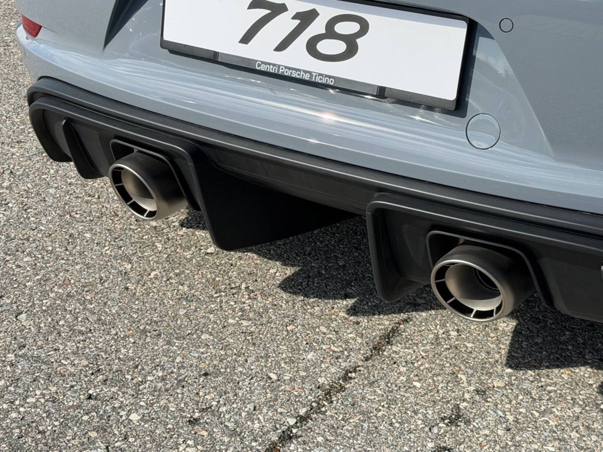 PORSCHE 718 Spyder RS-image-14
