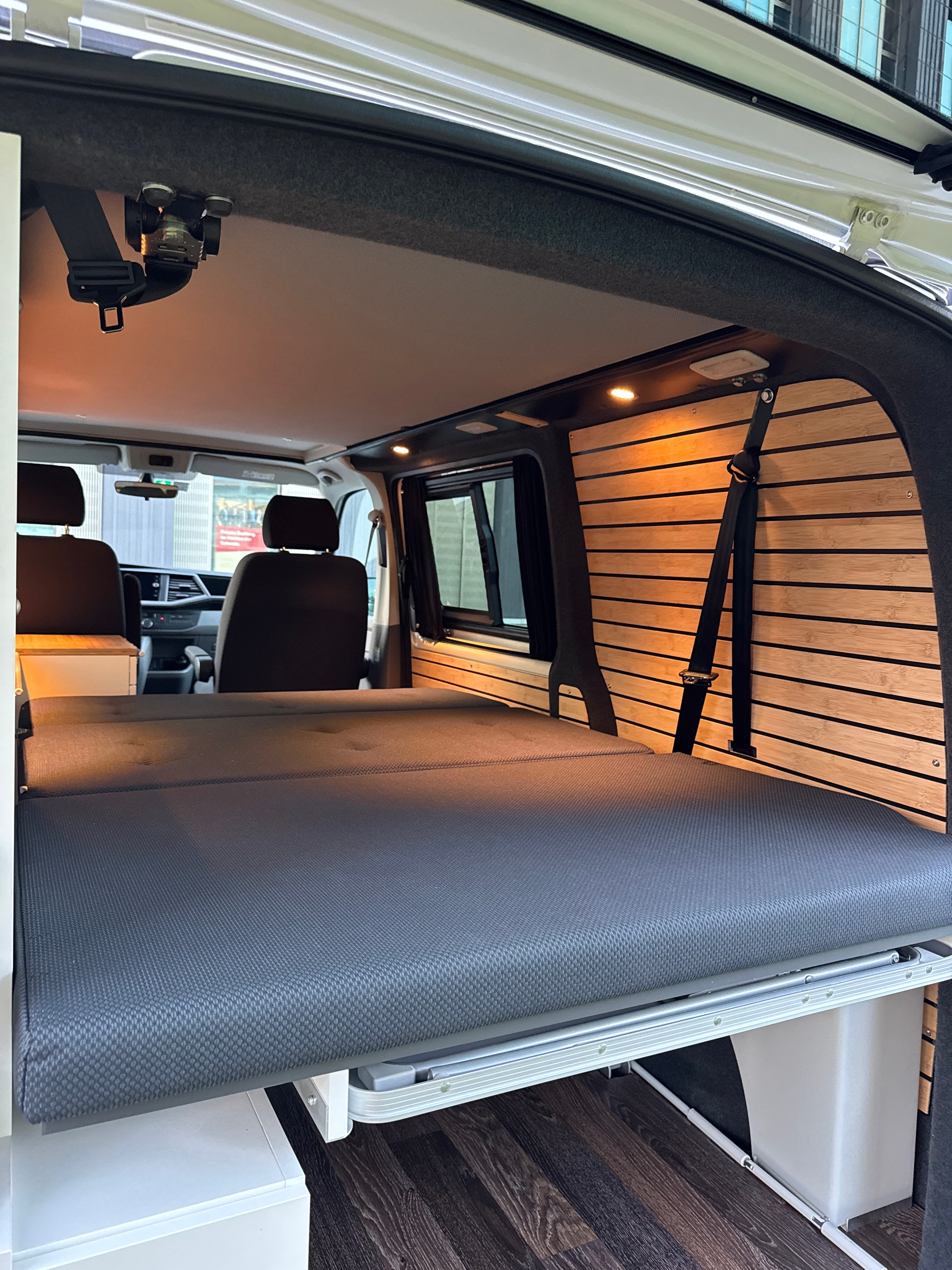 VW Bus T6.1 4x4 Campervan Komplettausbau-image-7