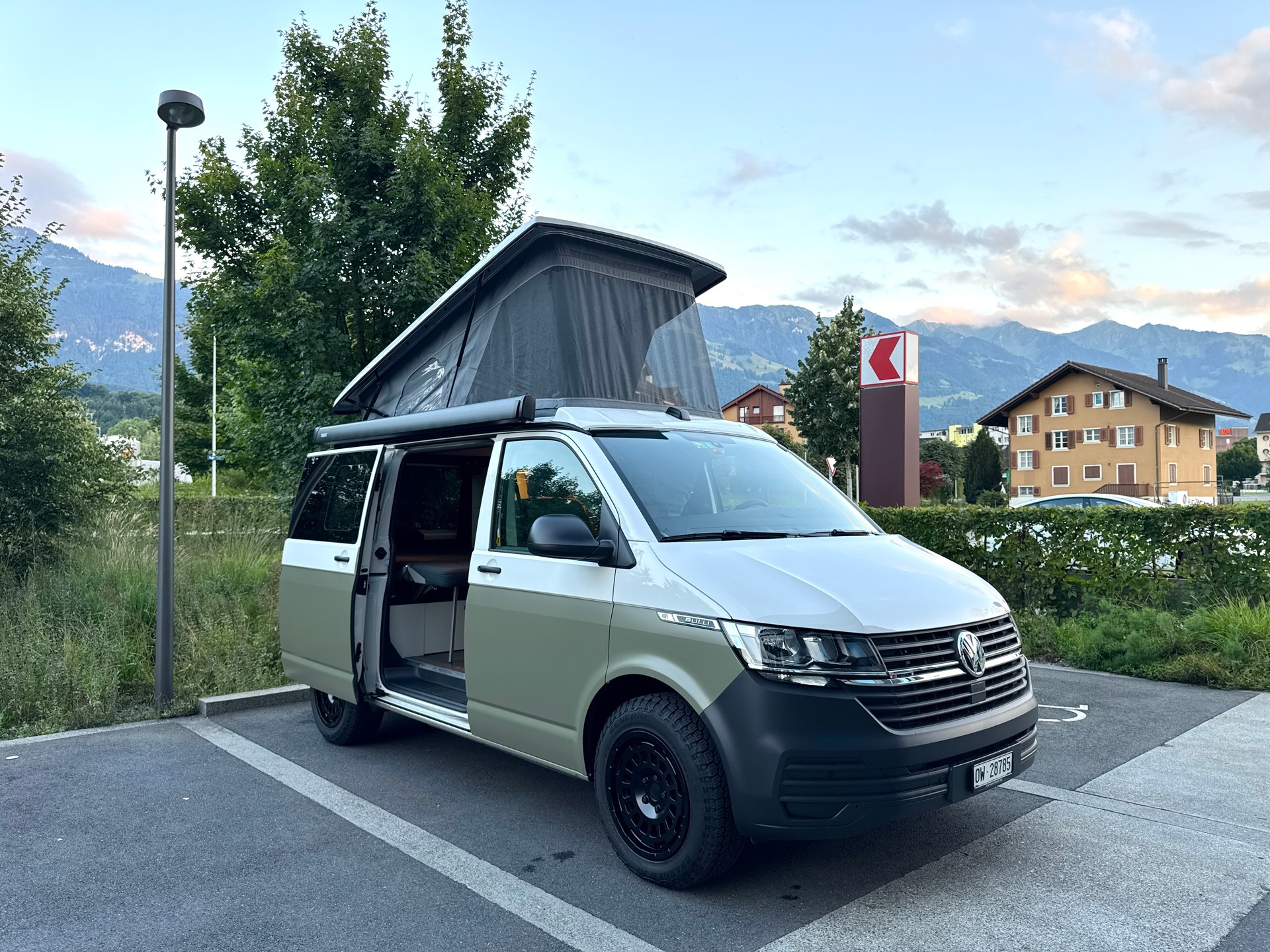 VW Bus T6.1 4x4 Campervan Komplettausbau-image-0