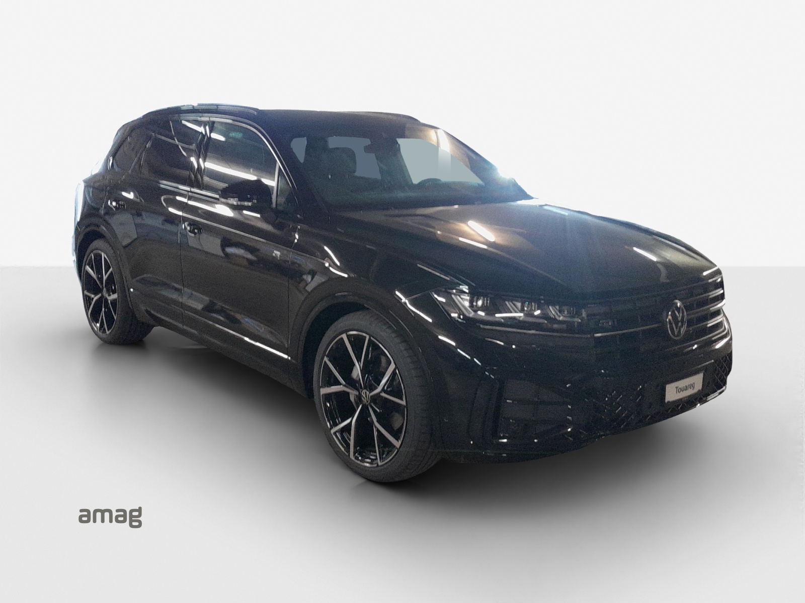 VW Touareg 3.0 TDI R-Line Tiptronic-image-5