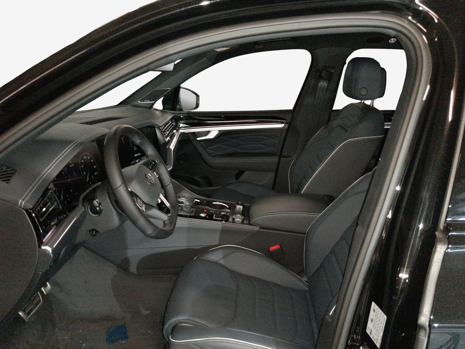 VW Touareg 3.0 TDI R-Line Tiptronic-image-7