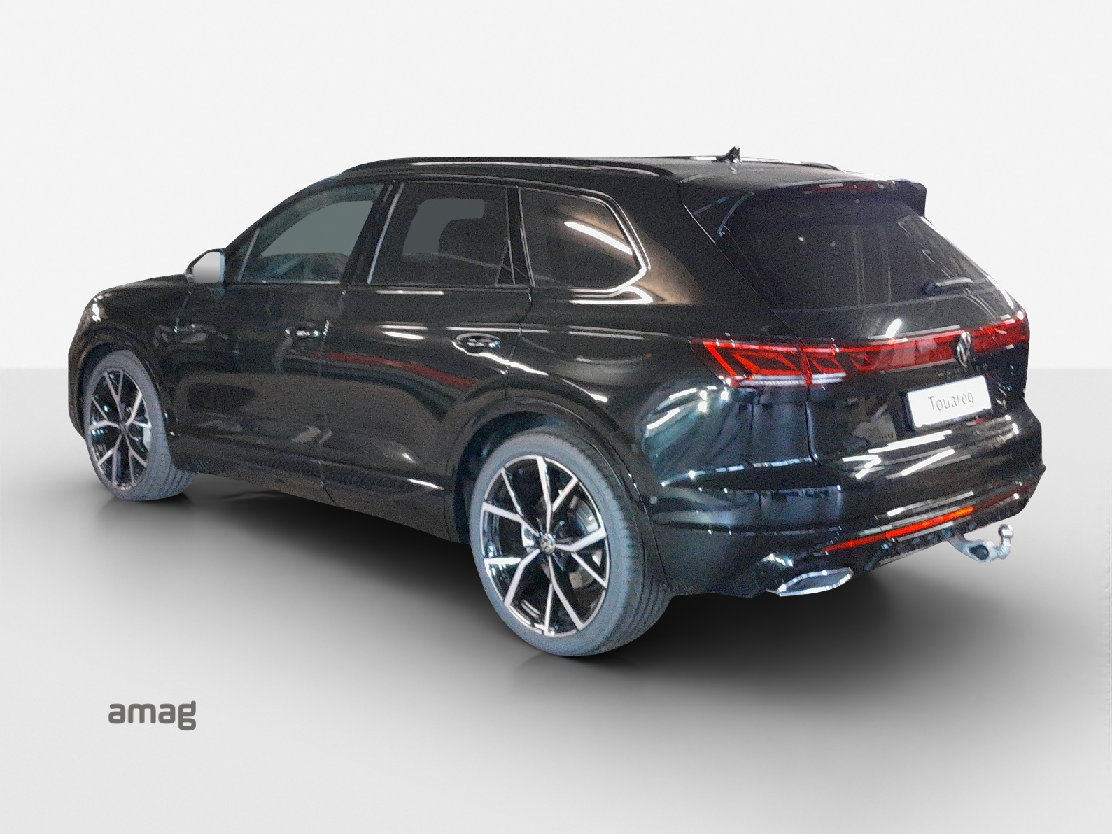 VW Touareg 3.0 TDI R-Line Tiptronic-image-2