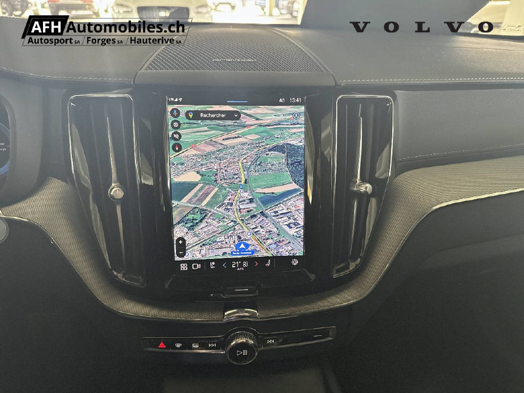 VOLVO XC60 2.0 T6 TE Ultimate Dark eAWD-image-4