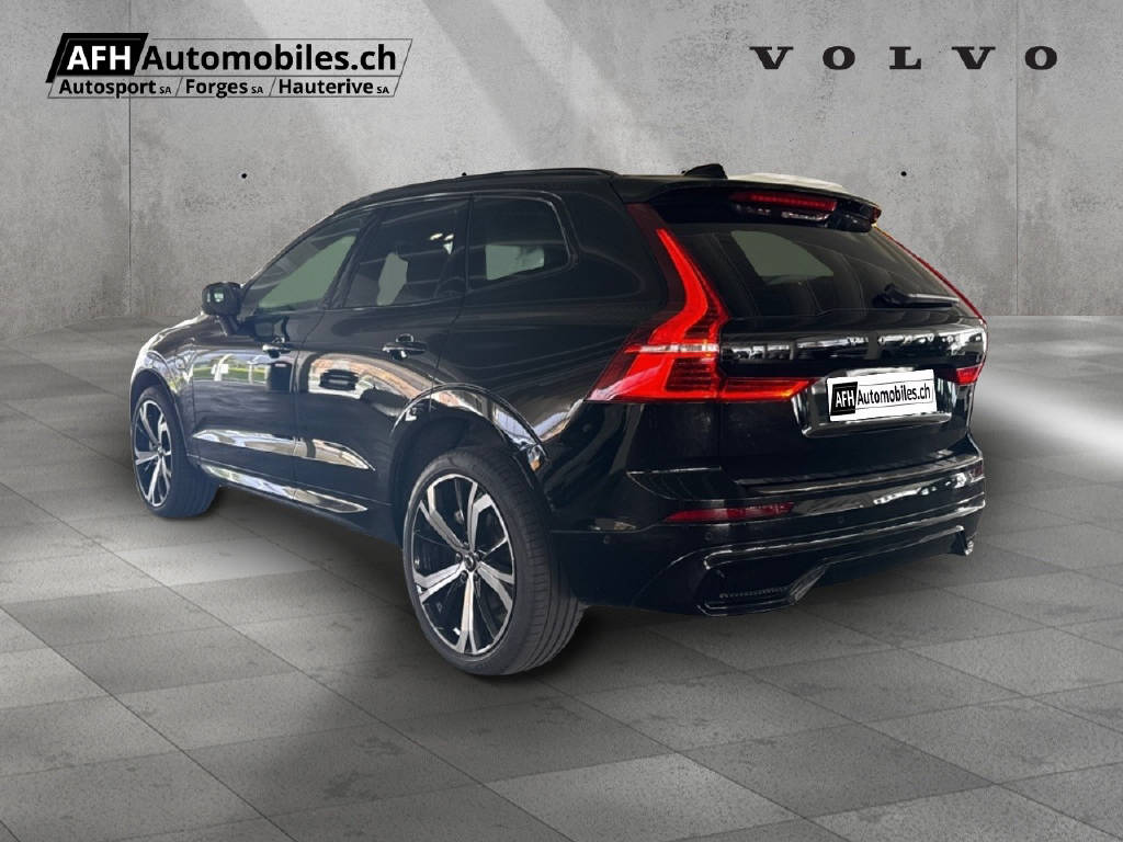 VOLVO XC60 2.0 T6 TE Ultimate Dark eAWD-image-12