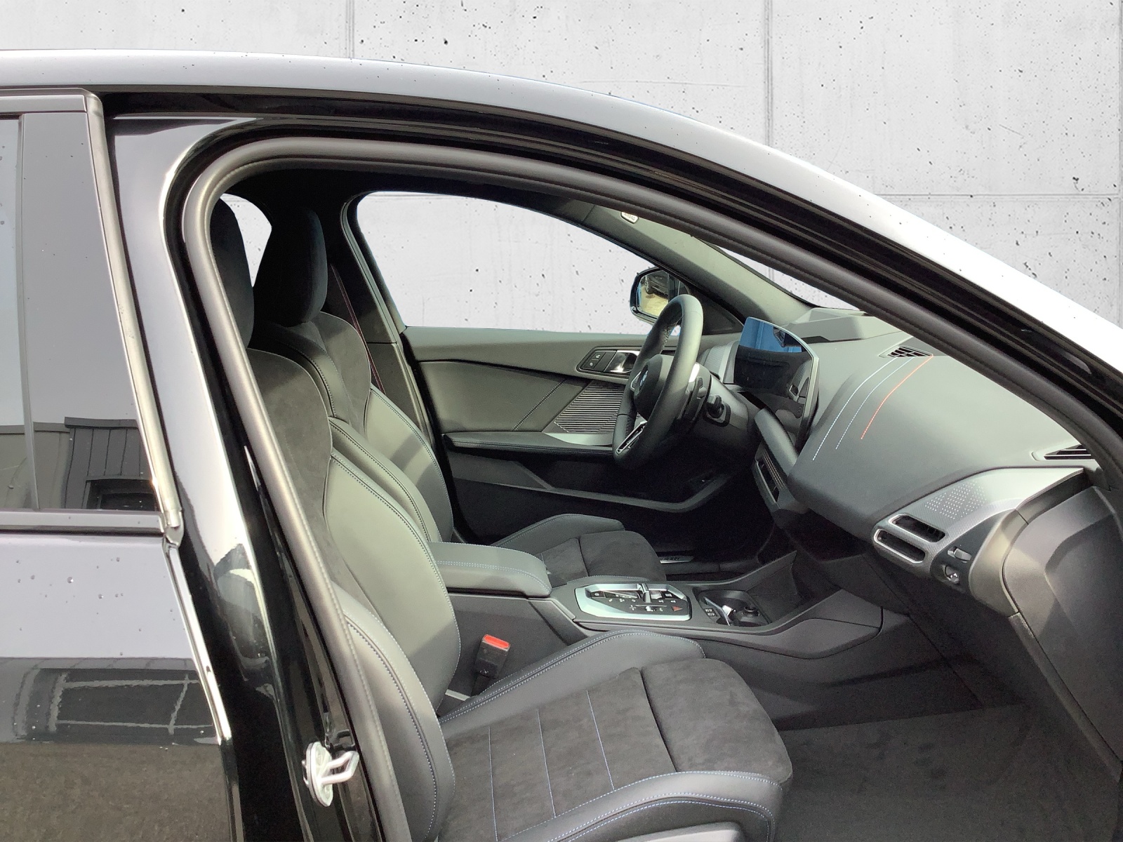 BMW 120d M Sport Pro-image-17