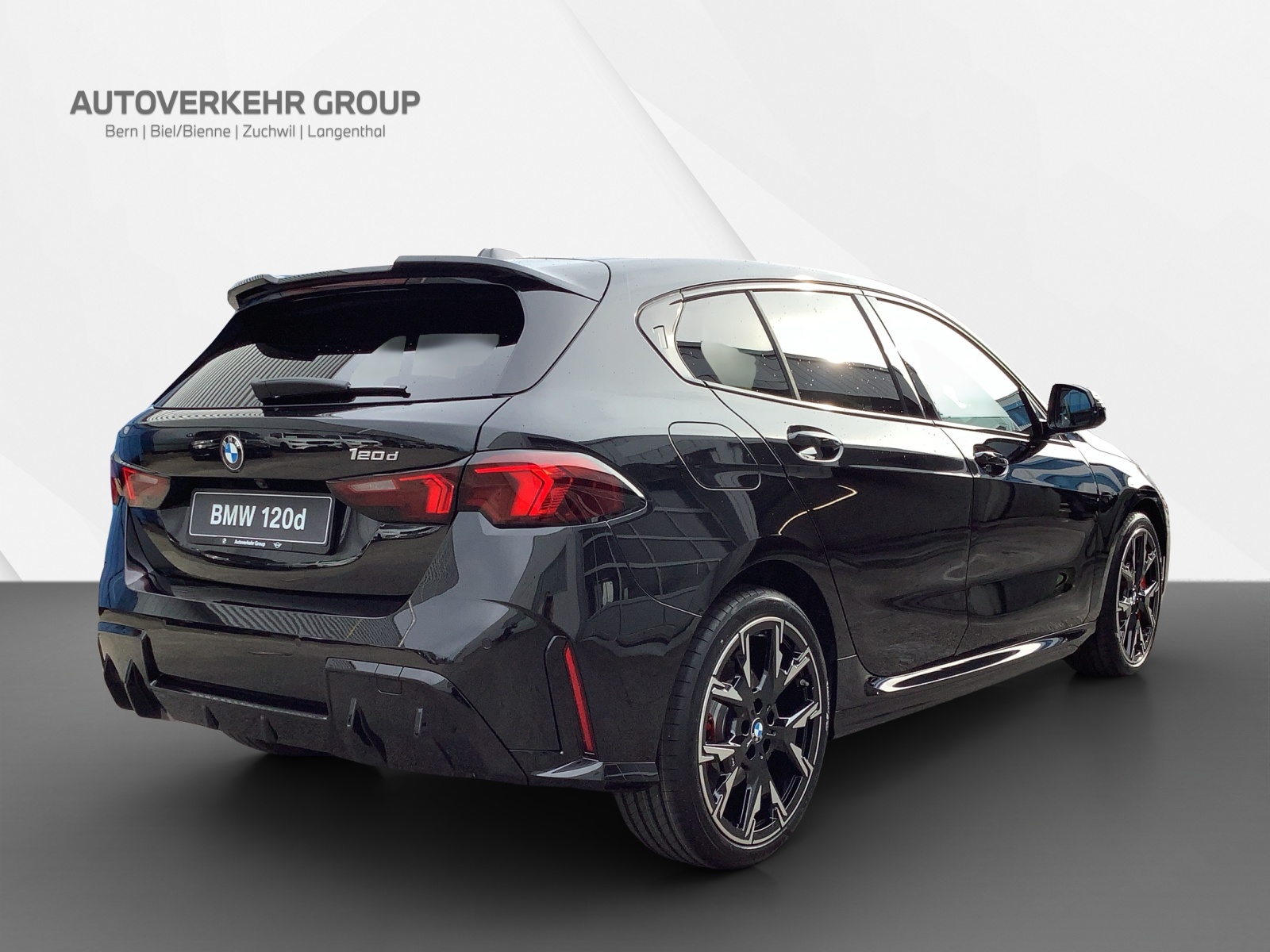 BMW 120d M Sport Pro-image-4