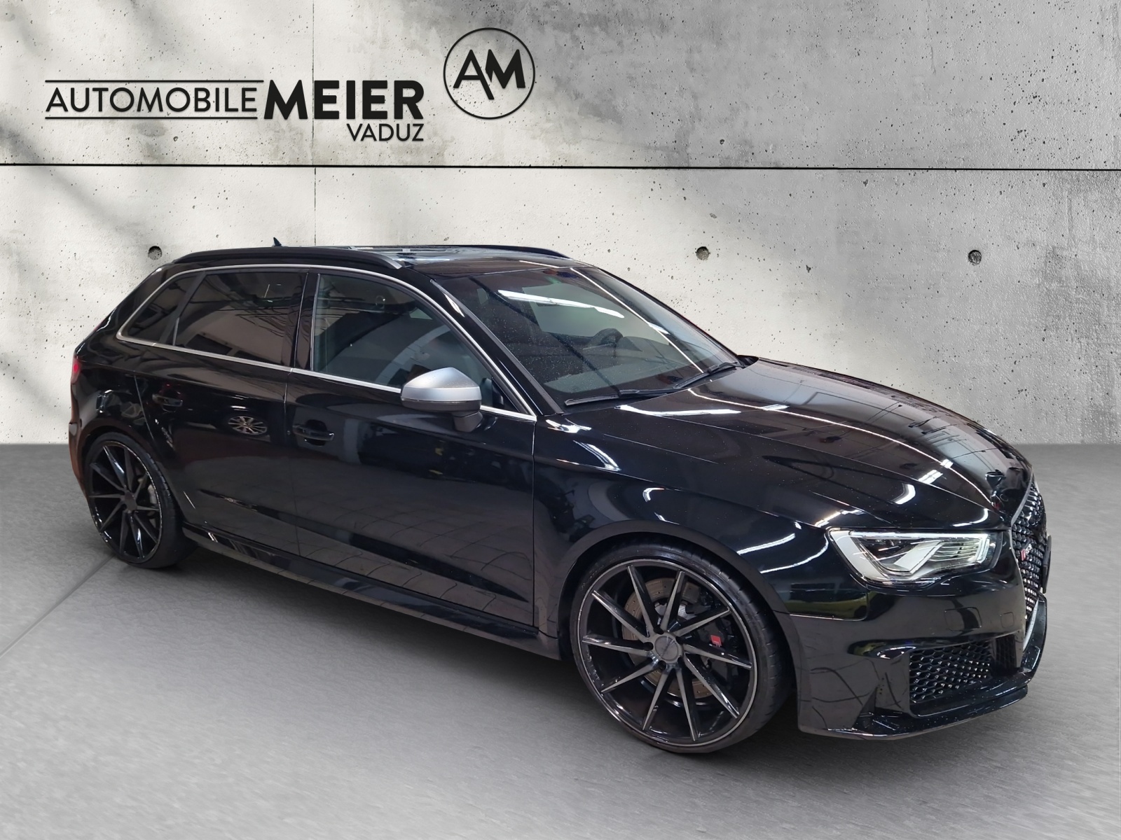 AUDI RS3 Sportback 2.5 T FSI quattro S-Tronic-image-4