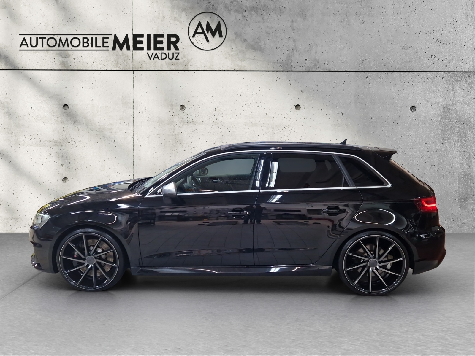 AUDI RS3 Sportback 2.5 T FSI quattro S-Tronic-image-5