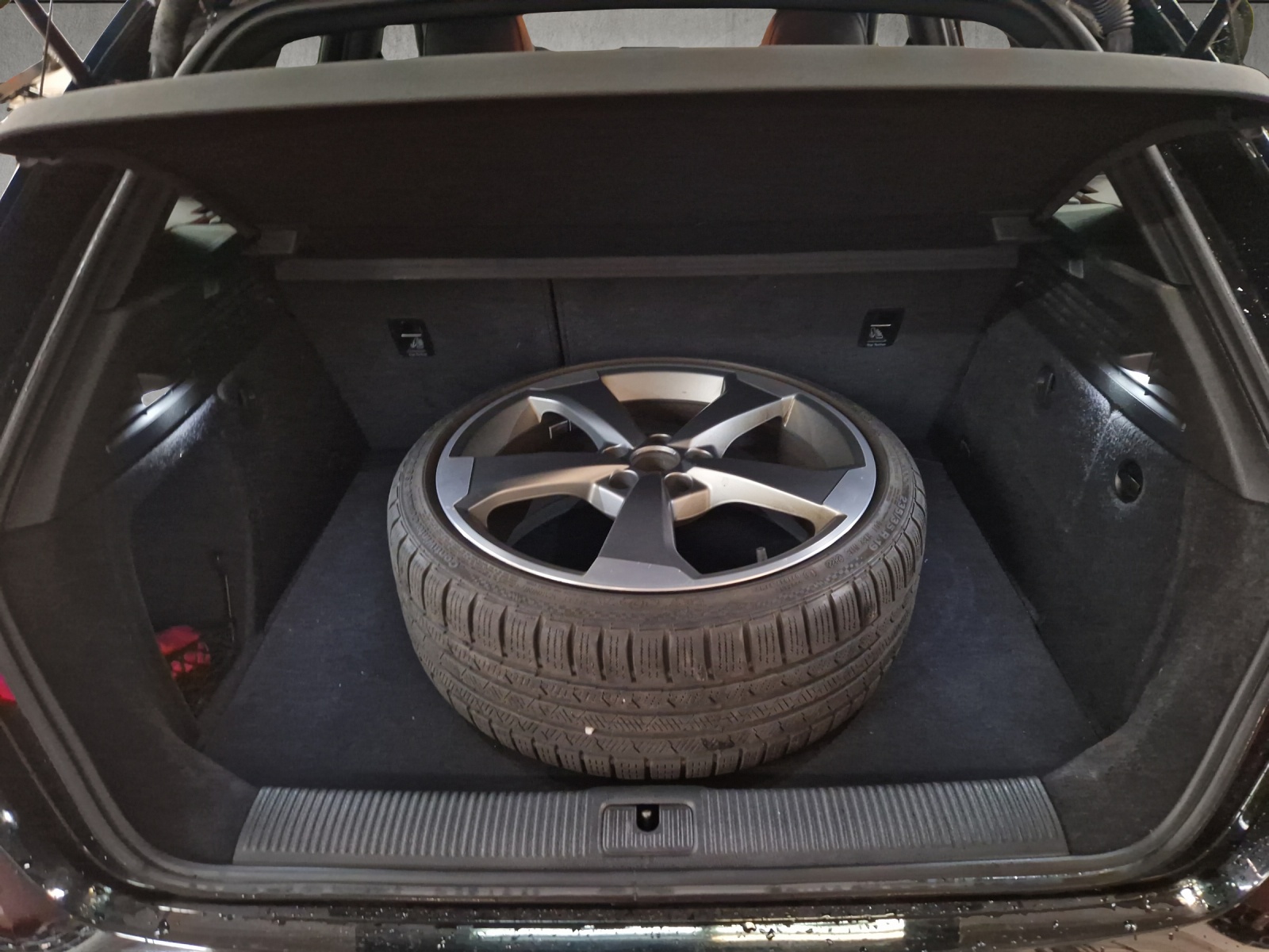 AUDI RS3 Sportback 2.5 T FSI quattro S-Tronic-showroom-element-3