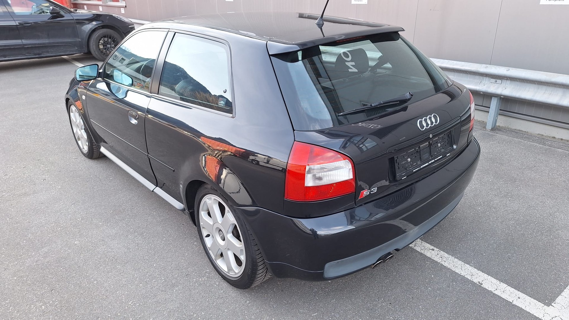 AUDI S3 quattro-image-4