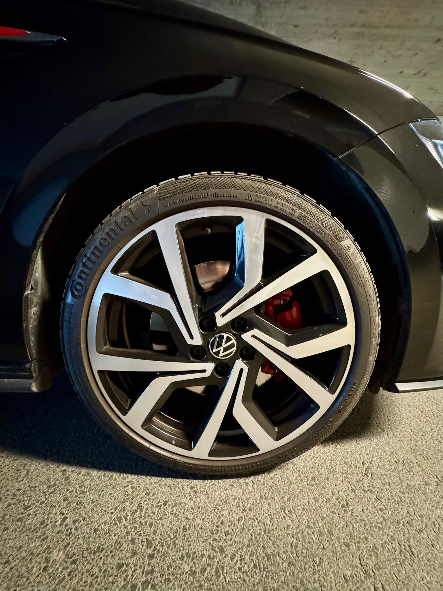 VW Polo 2.0 TSI GTI DSG-image-8
