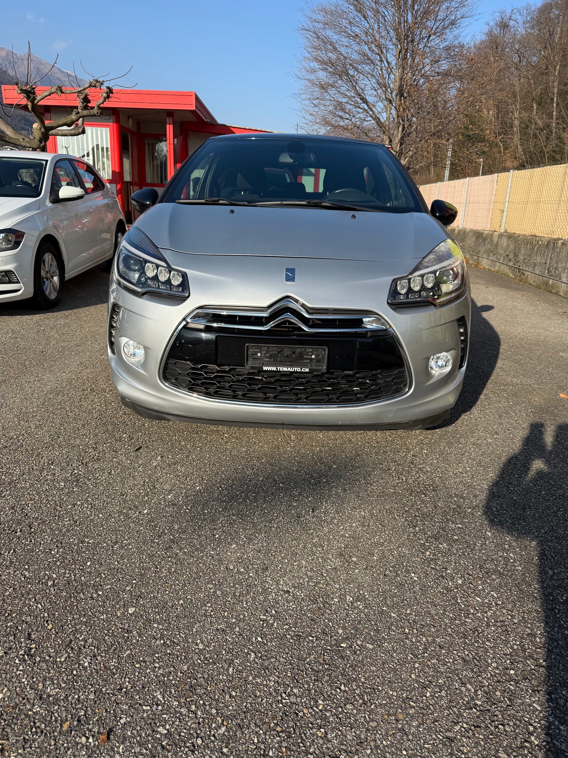 DS AUTOMOBILES DS3 1.2 VTi SO Chic-image-0