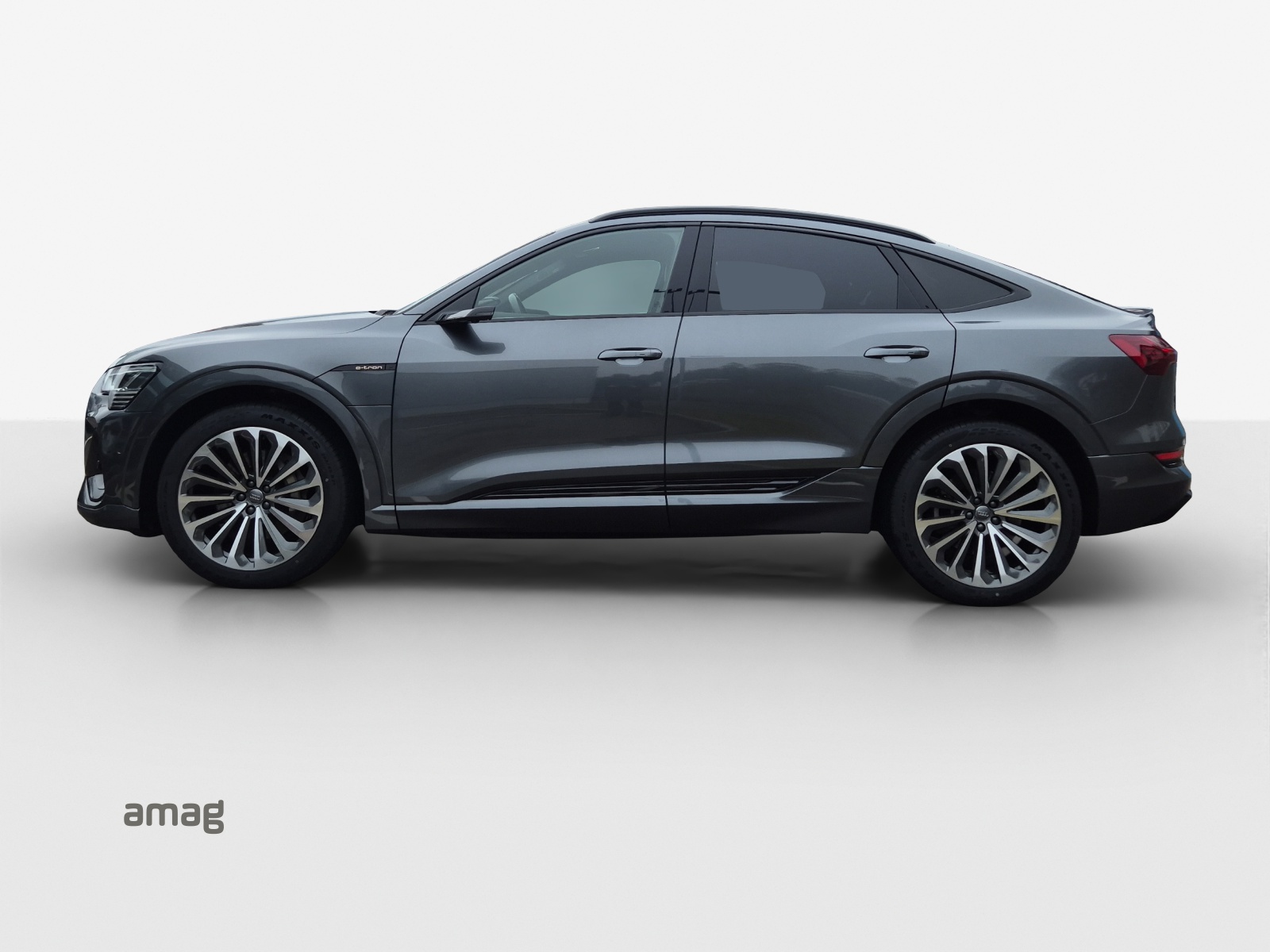 AUDI e-tron 55 Sportback S Line quattro-image-1
