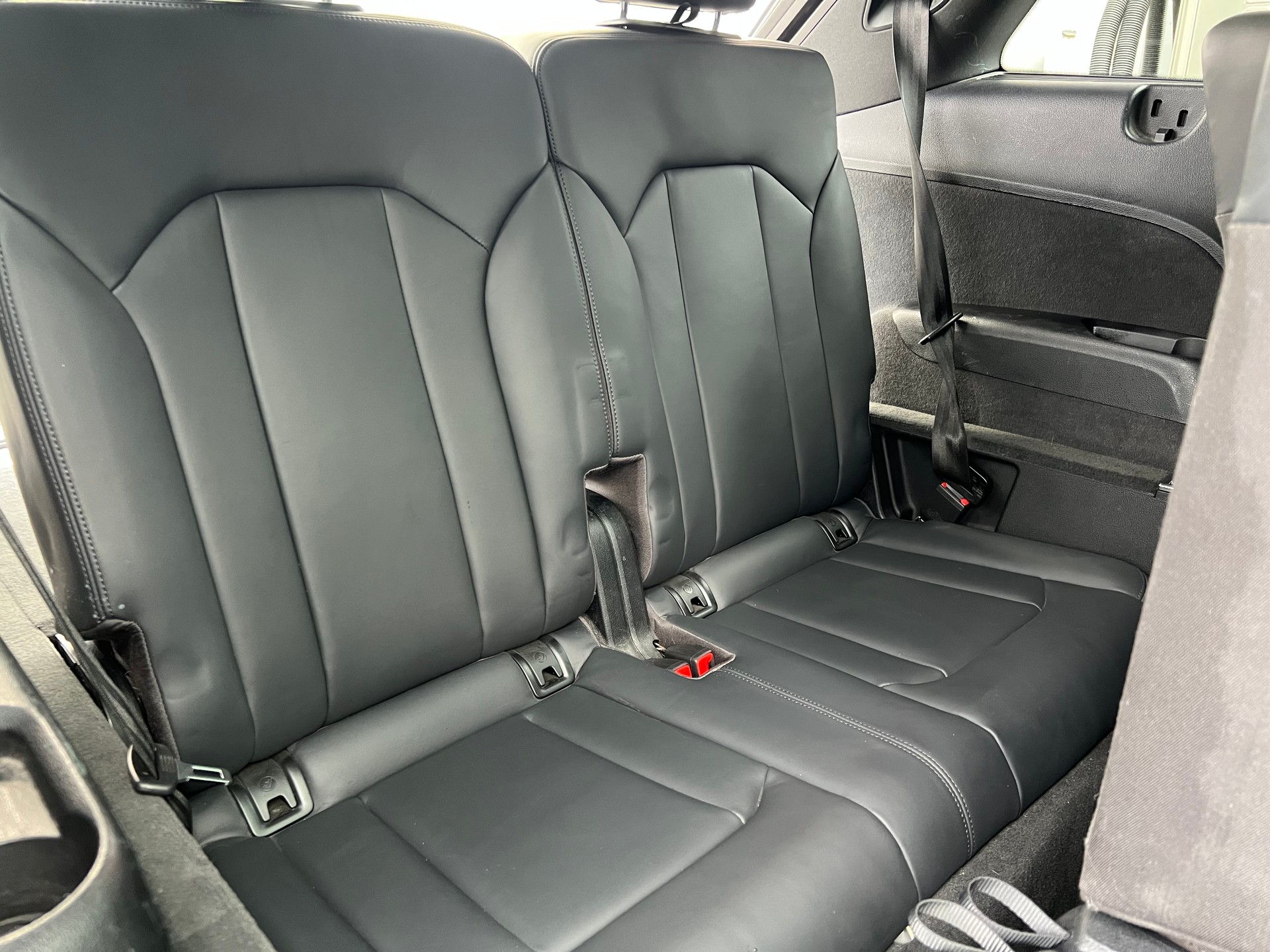 AUDI Q7 3.0 TDI quattro tiptronic-image-7
