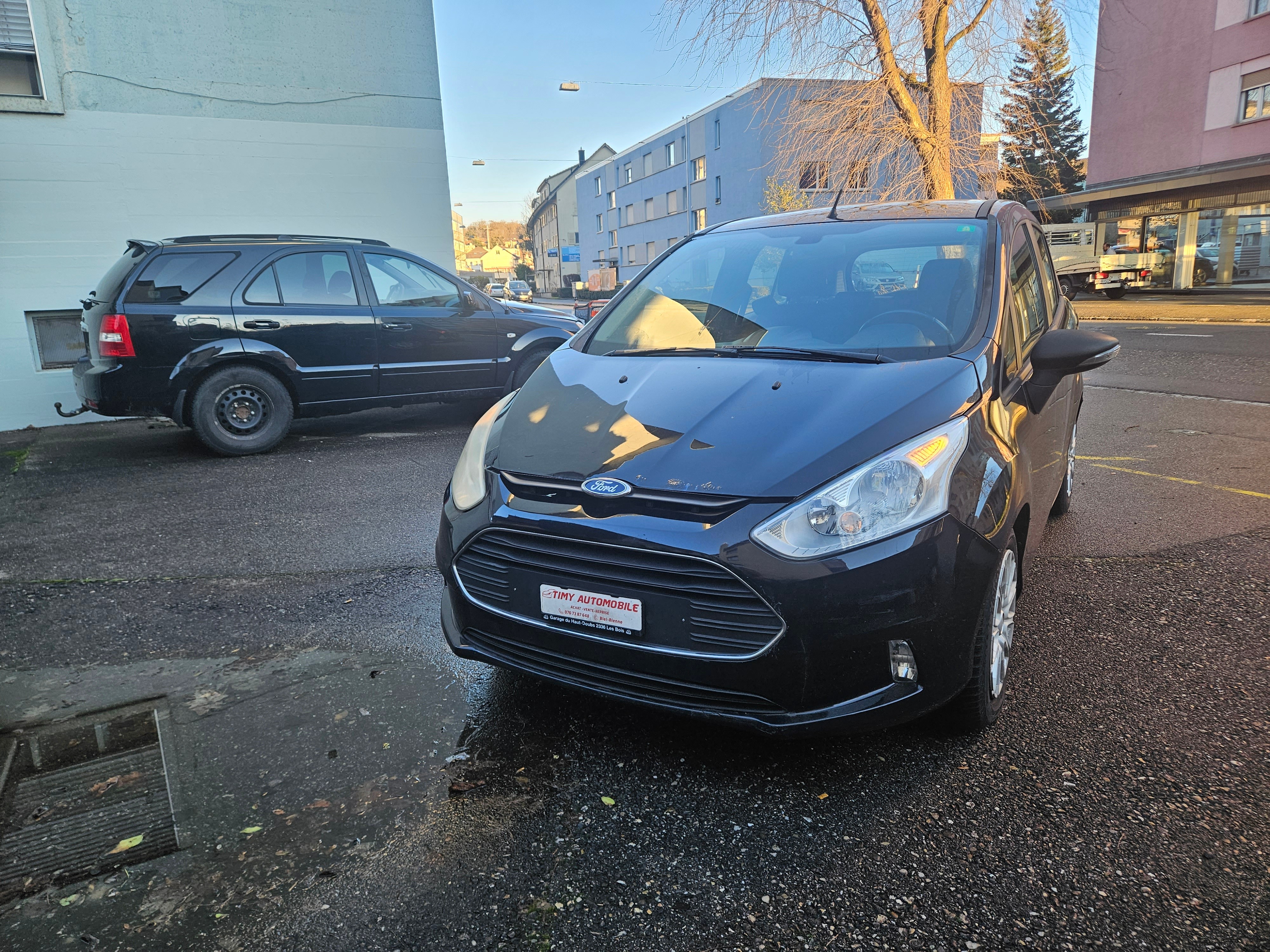 Car photo