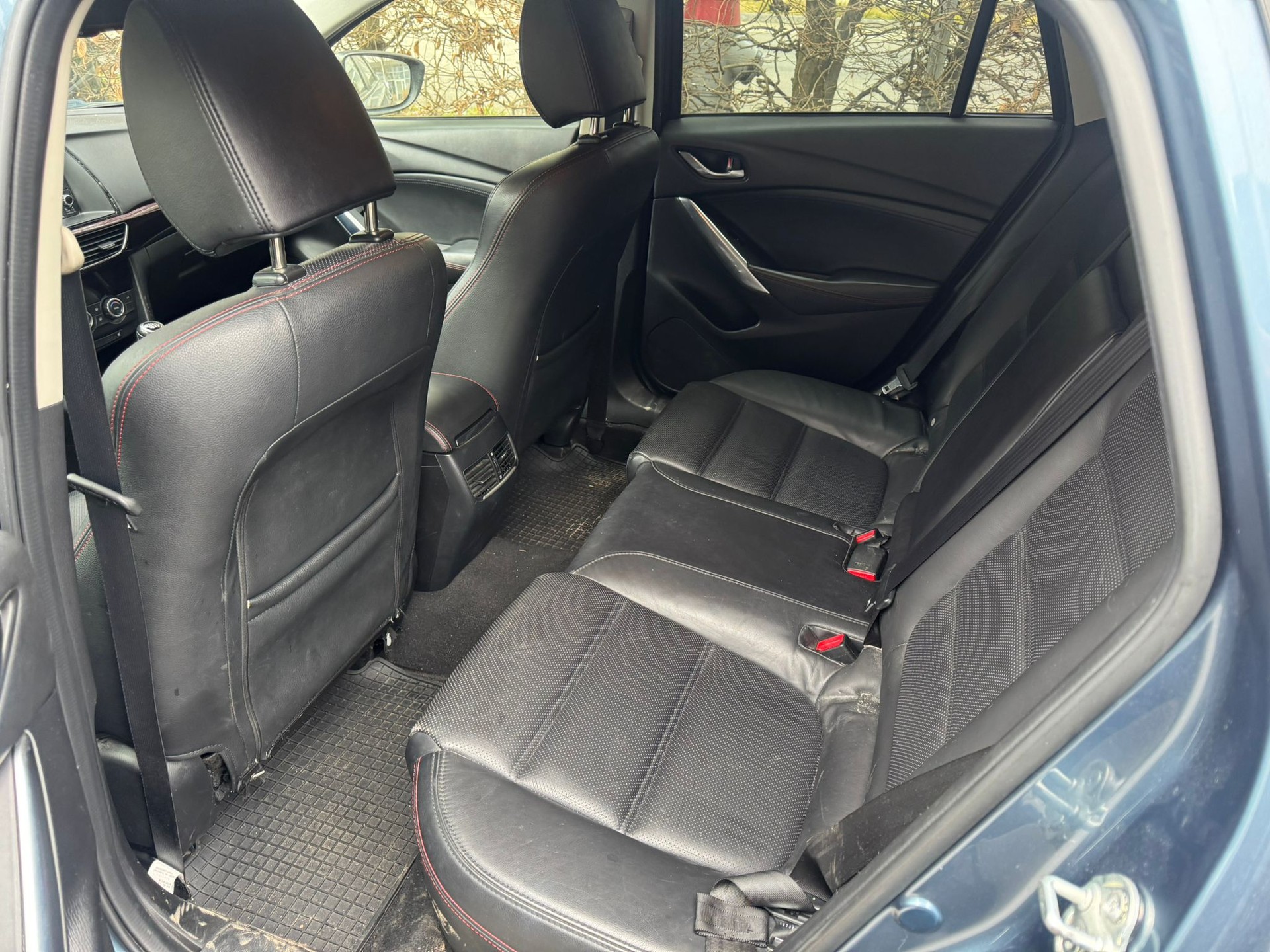 MAZDA 6 Sportwagon 2.2 D 16V HP Revolution-image-2