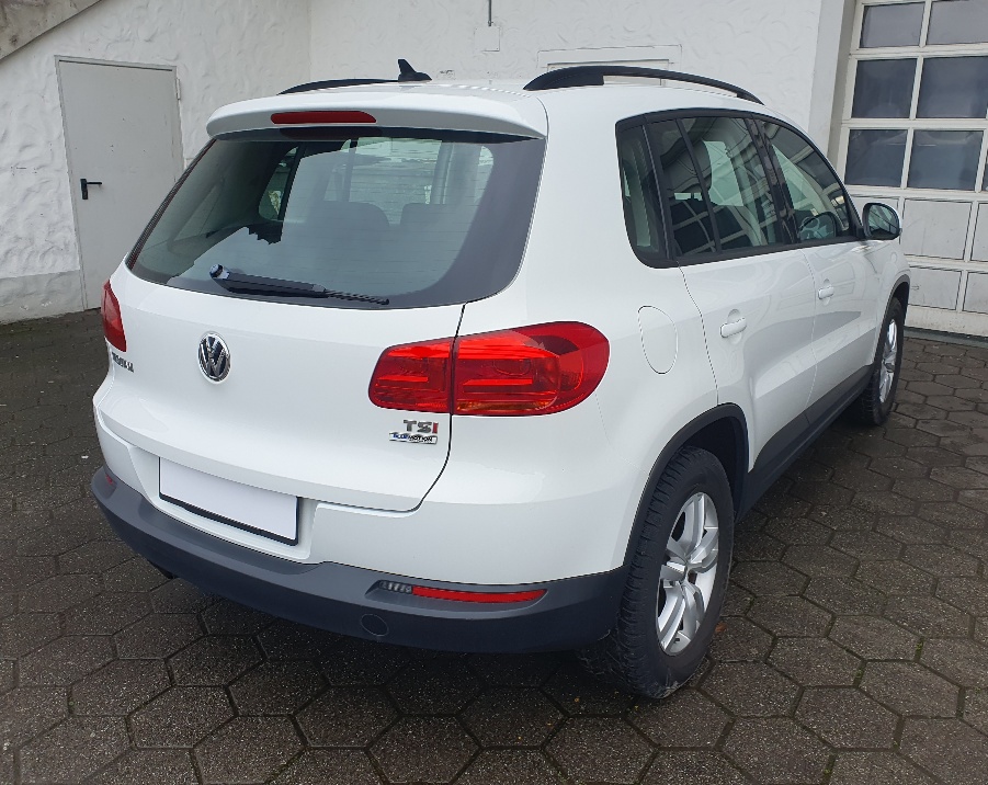 VW Tiguan 1.4 TSI BlueMotion Trend & Fun-image-2