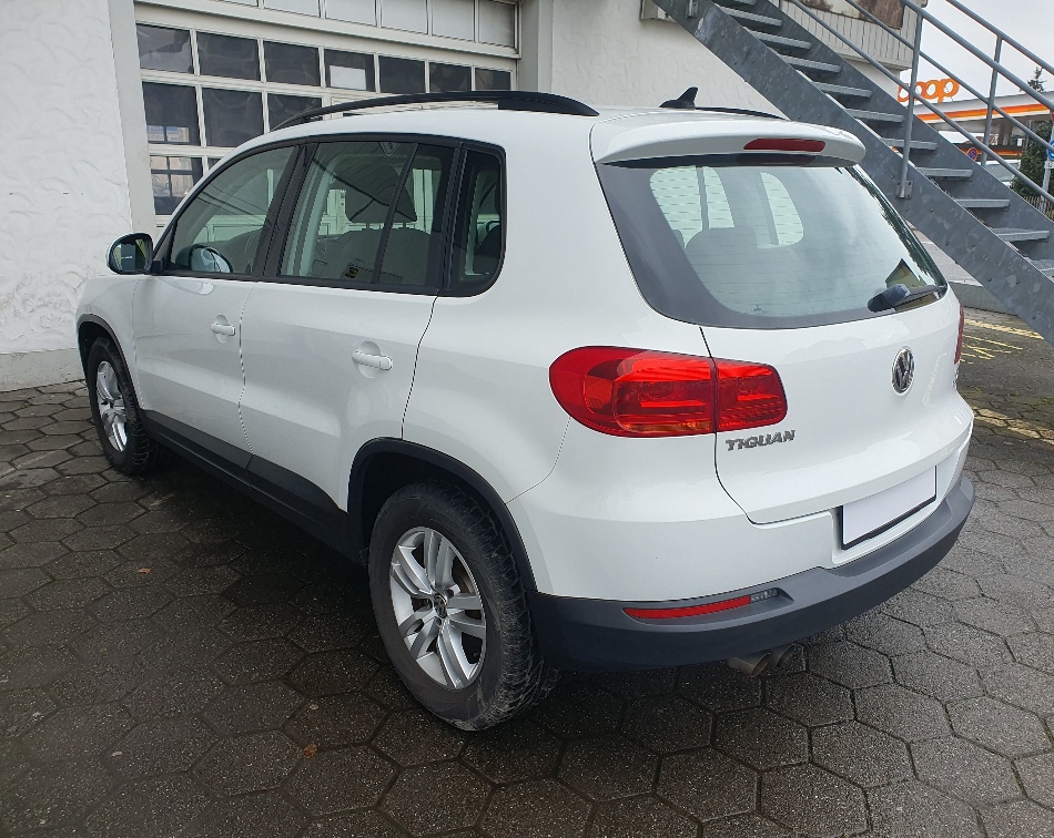 VW Tiguan 1.4 TSI BlueMotion Trend & Fun-image-3