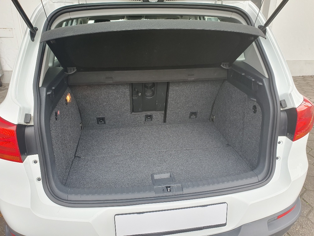 VW Tiguan 1.4 TSI BlueMotion Trend & Fun-image-4
