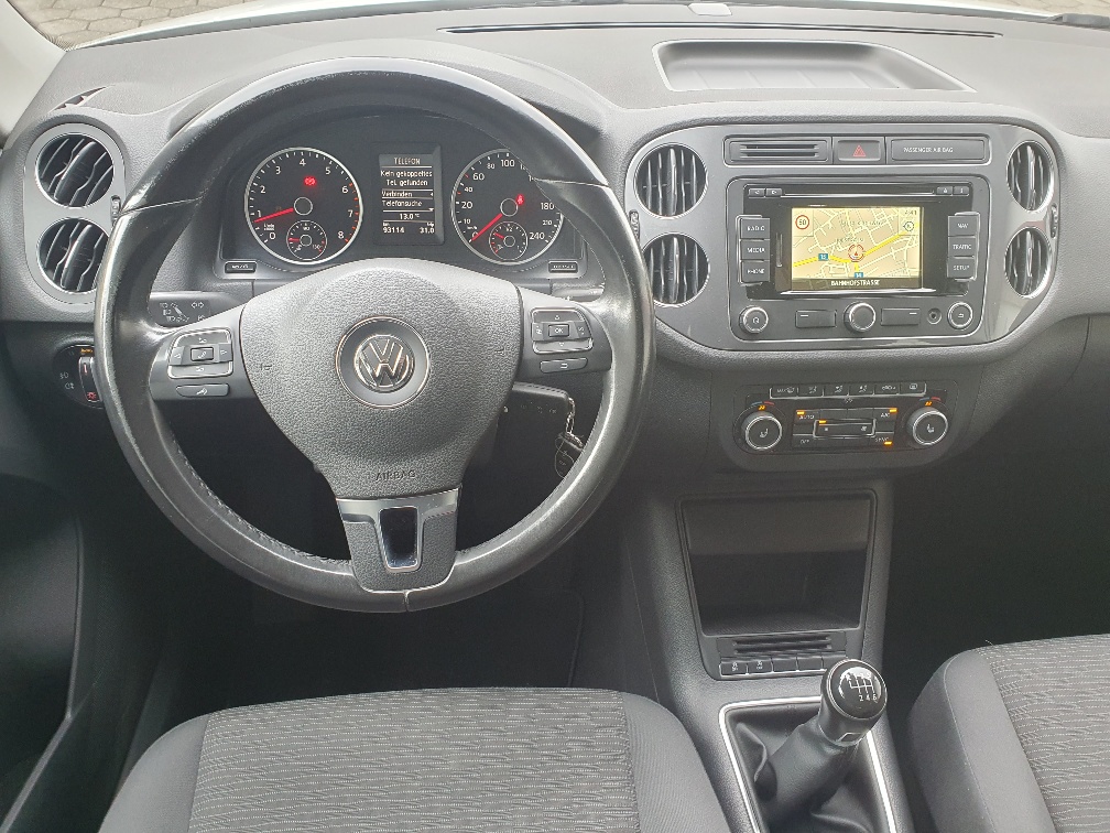 VW Tiguan 1.4 TSI BlueMotion Trend & Fun-image-5