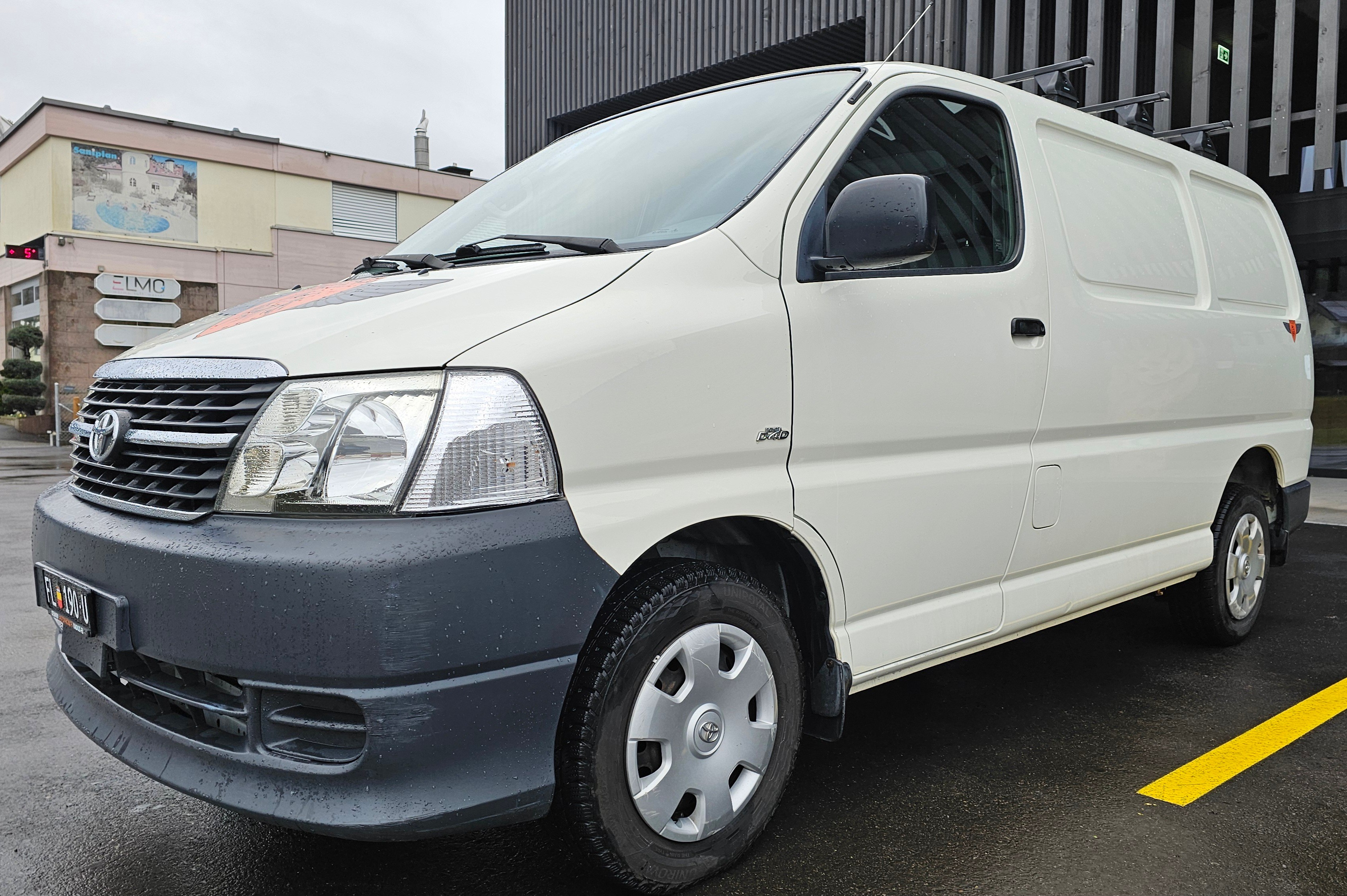 Car photo