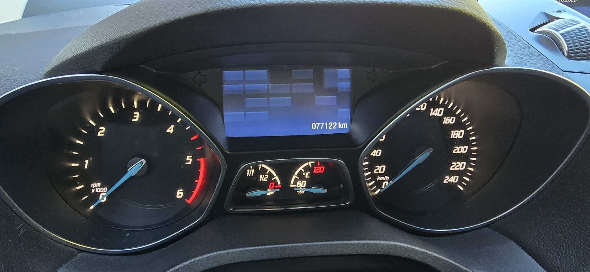 FORD Kuga 2.0 TDCi Titanium 4WD PowerShift-image-11