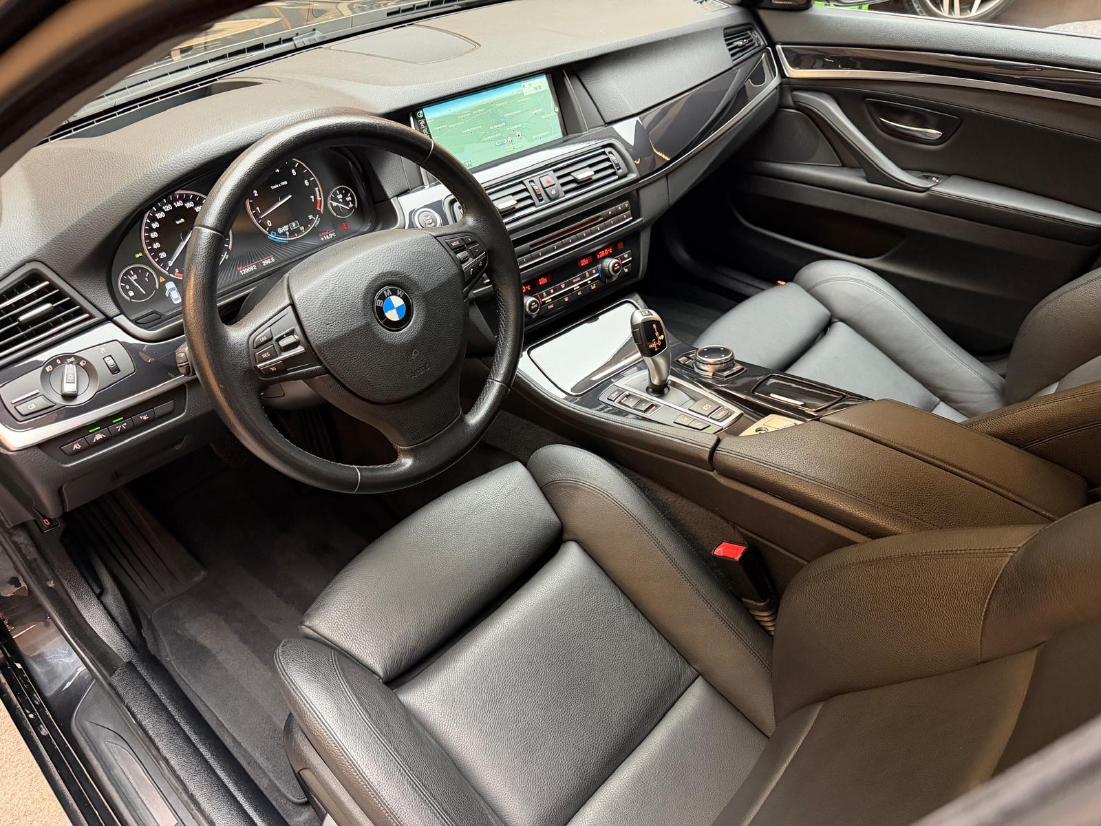 BMW 535i xDrive-image-13