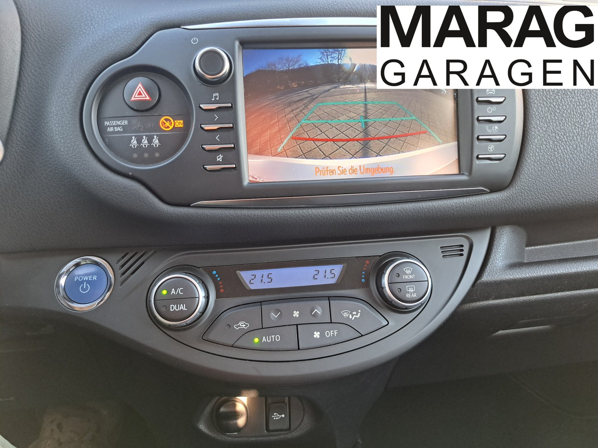 TOYOTA Yaris 1.5 VVT-i Hybrid Trend e-CVT-image-12