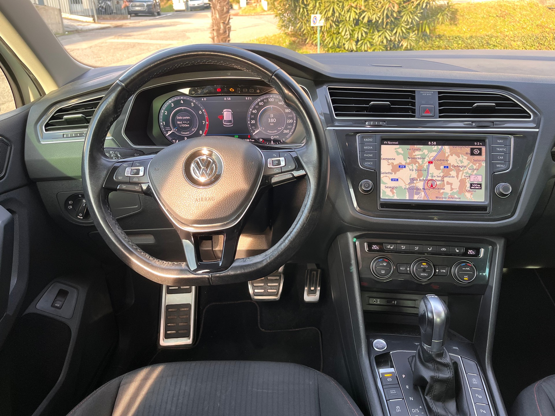 VW Tiguan 2.0TSI Sound 4Motion DSG-image-14