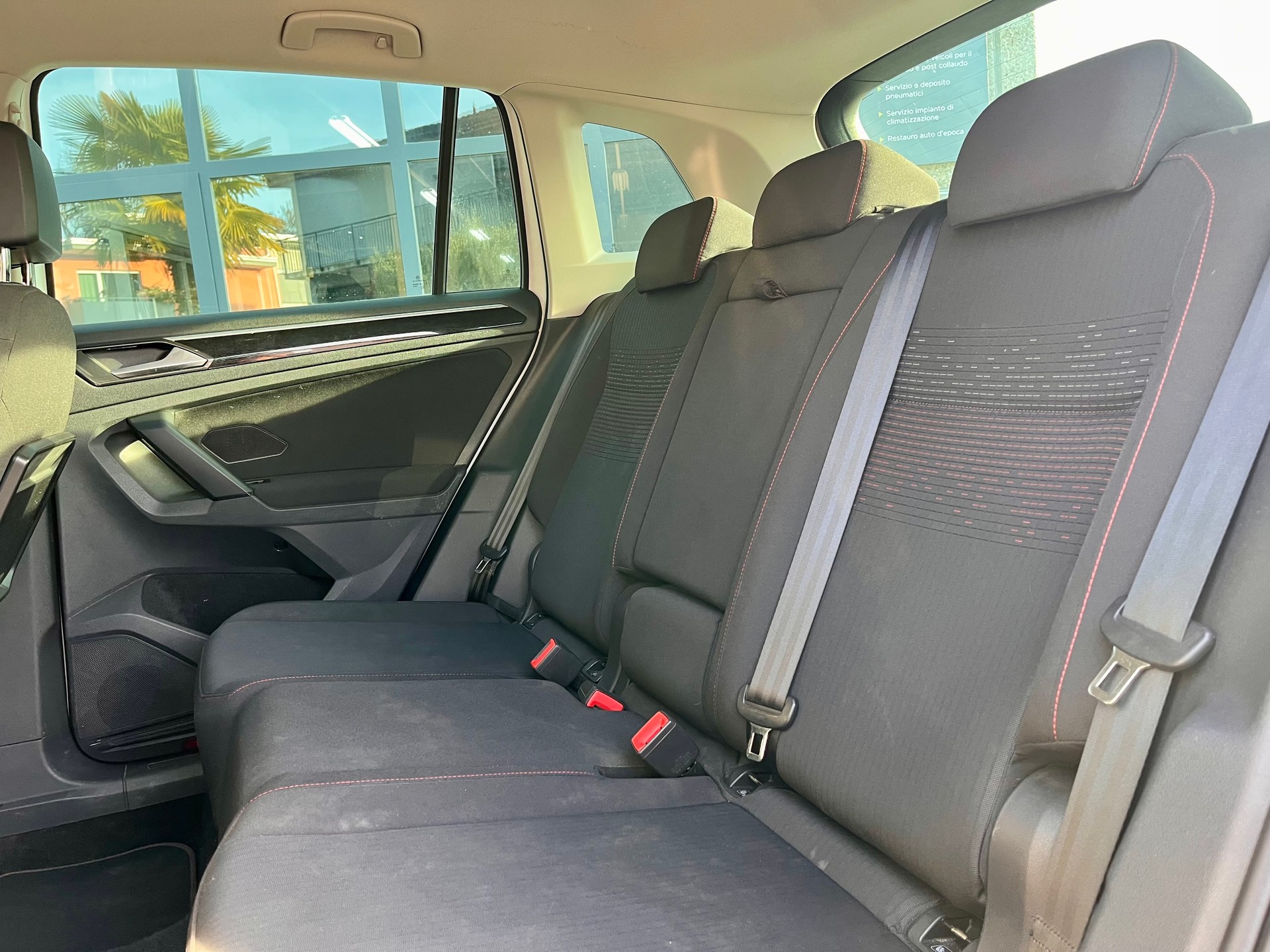 VW Tiguan 2.0TSI Sound 4Motion DSG-image-10