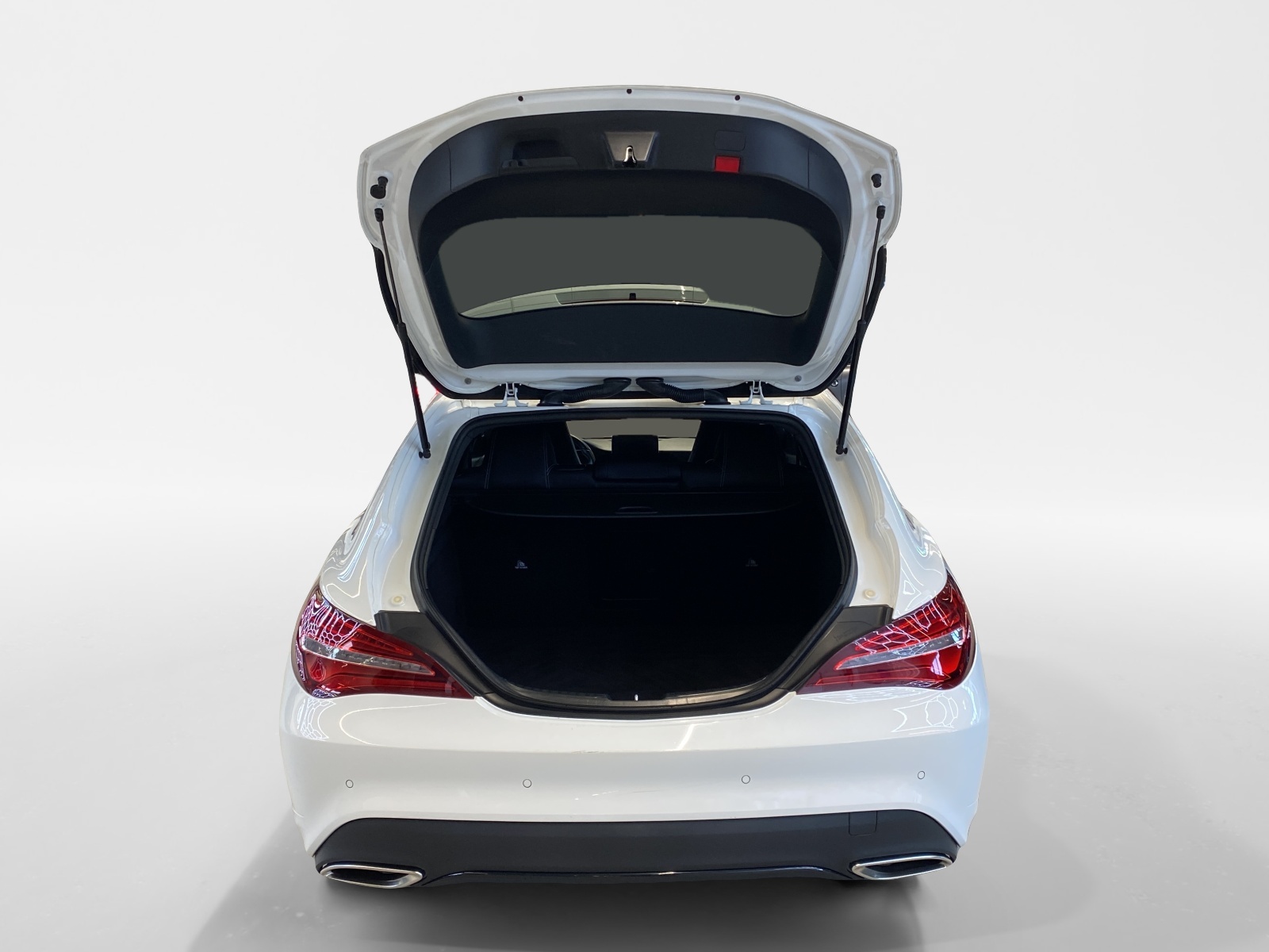 MERCEDES-BENZ CLA 200 Night Star Shooting Brake-image-4