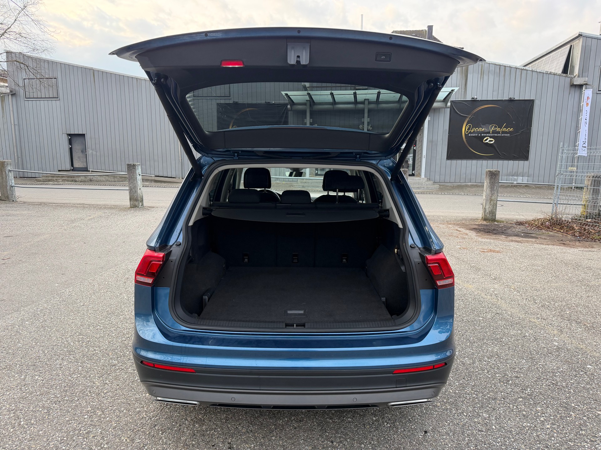 VW Tiguan Allspace 2.0 TDI SCR Elegance 4Motion DSG * Gr. Navi * Klima-auto * PDC v&h-RF-Kamera * Tempomat * Ab MFK-image-12