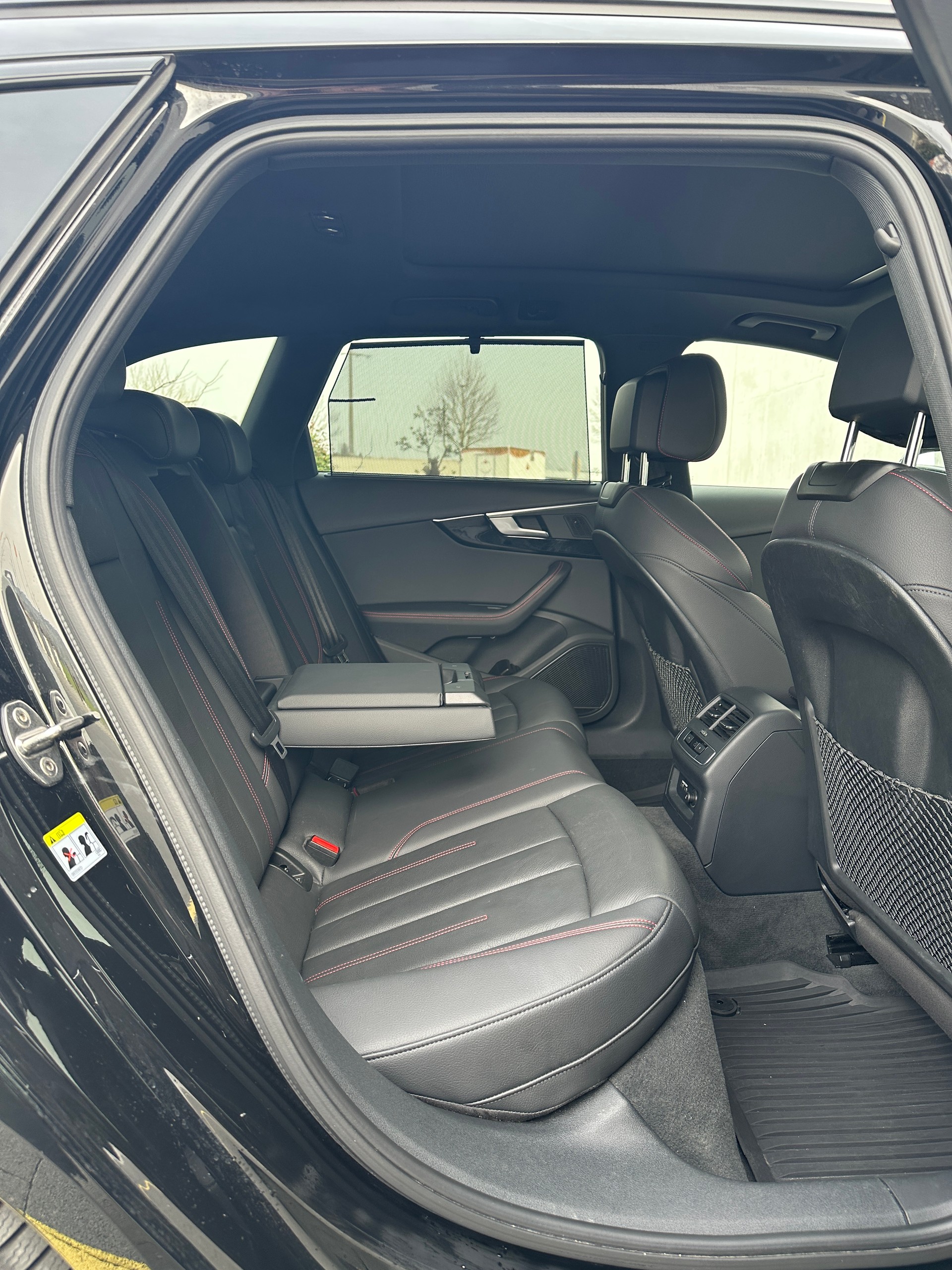 AUDI A4 Avant 40 TDI Sport quattro S-tronic-image-14