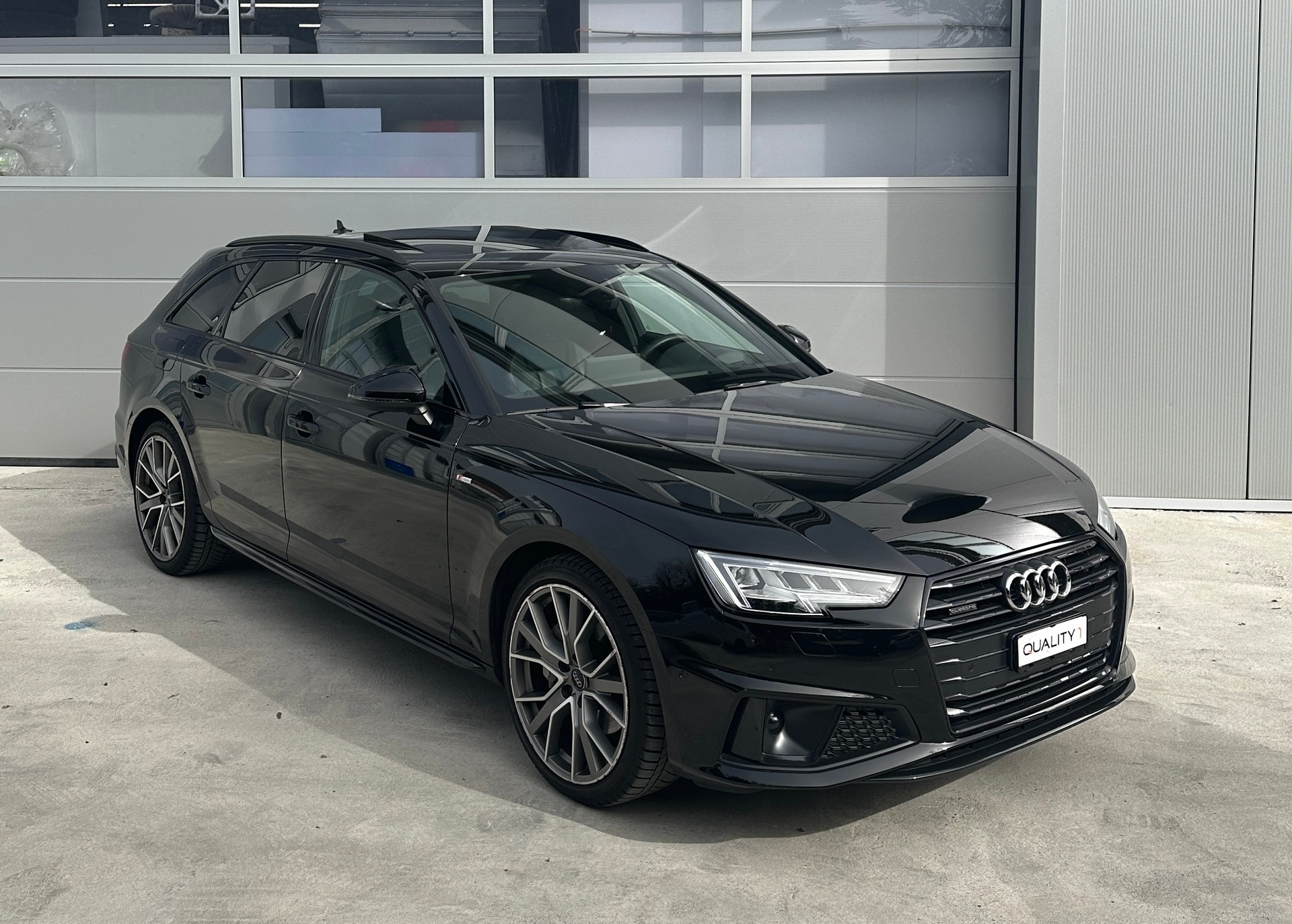 AUDI A4 Avant 40 TDI Sport quattro S-tronic