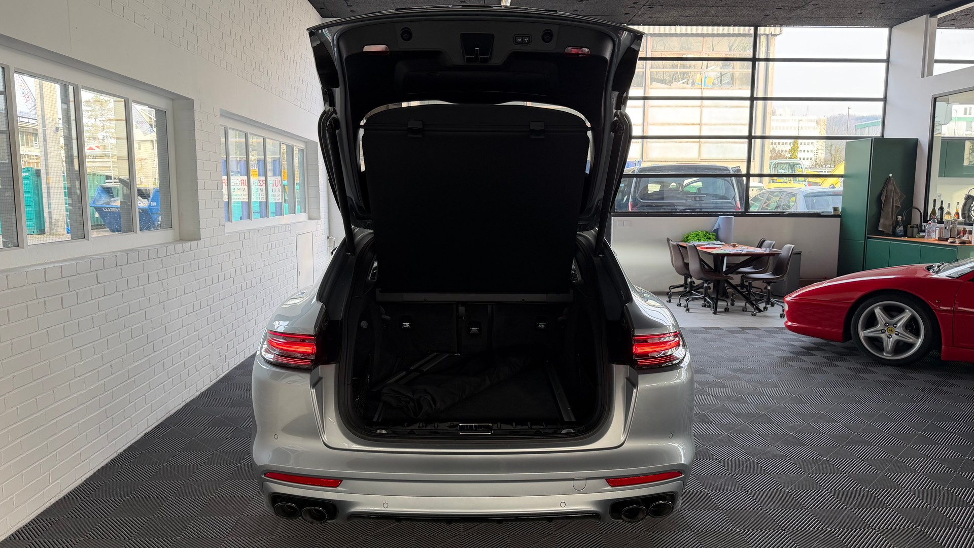 PORSCHE Panamera GTS 460PS 4.0 V8 4X4 Sport Turismo PDK-image-11