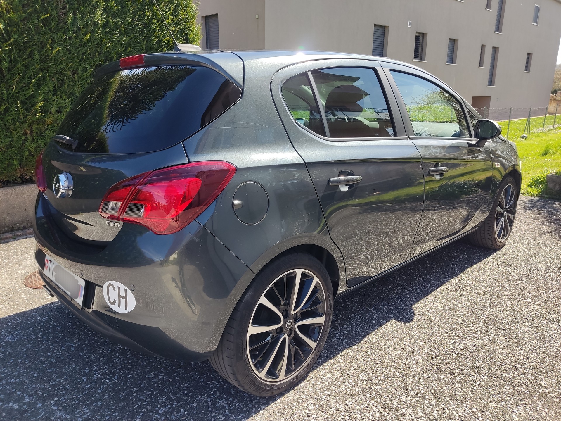 OPEL Corsa-E 5 porte 1.3 CDTI 75cv b-Color-image-3